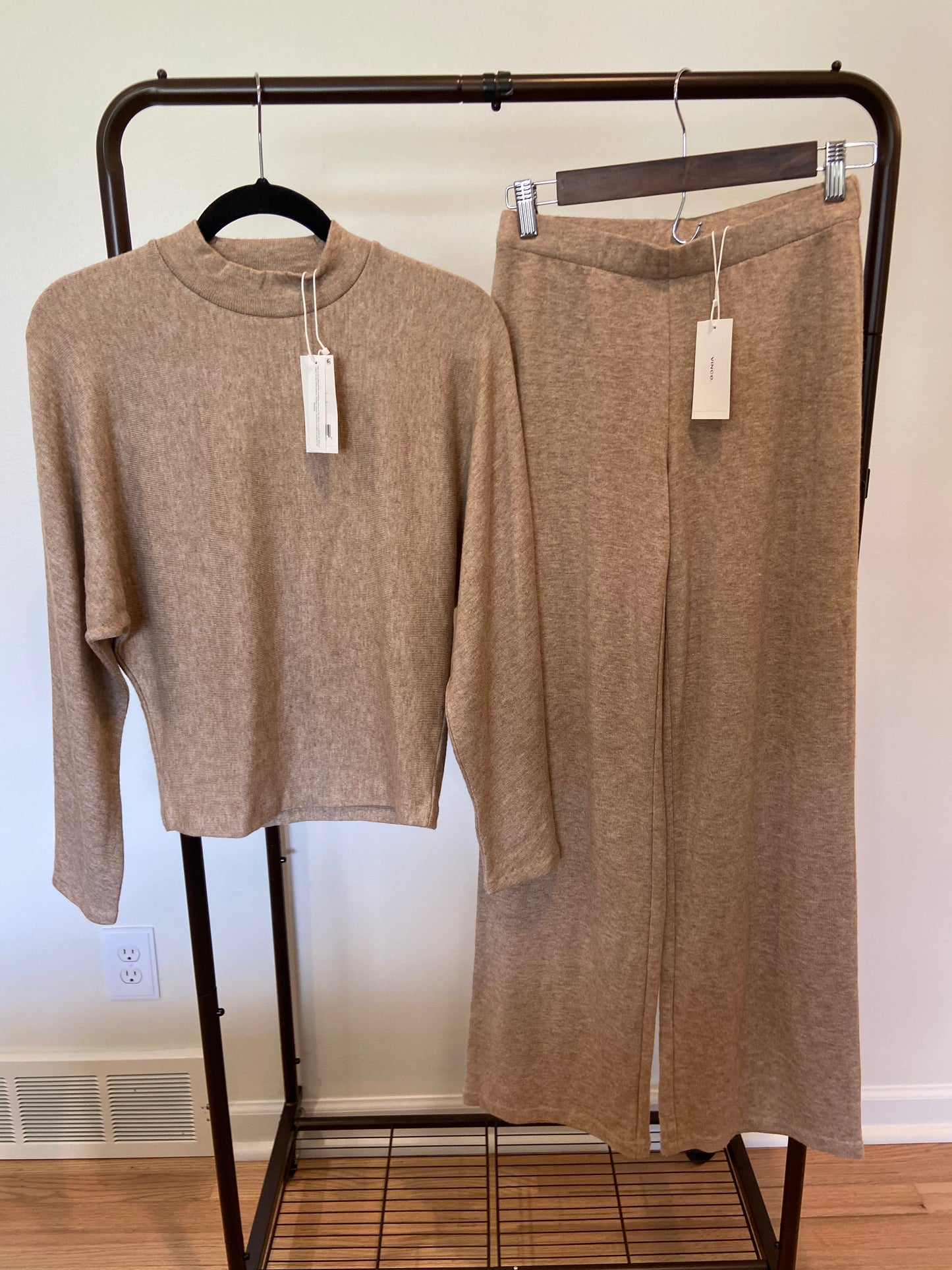 Vince Cozy Dolman Mock Neck Pullover with Cozy Wide Leg Pants size XS