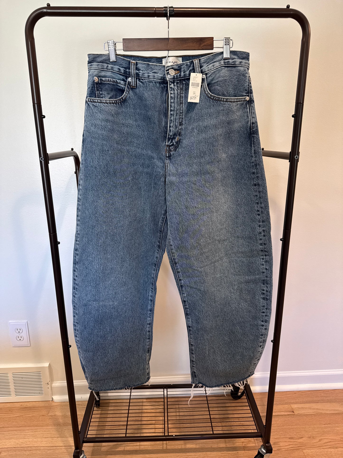 Frame Bubble Crop Knockout Raw Fray size 29