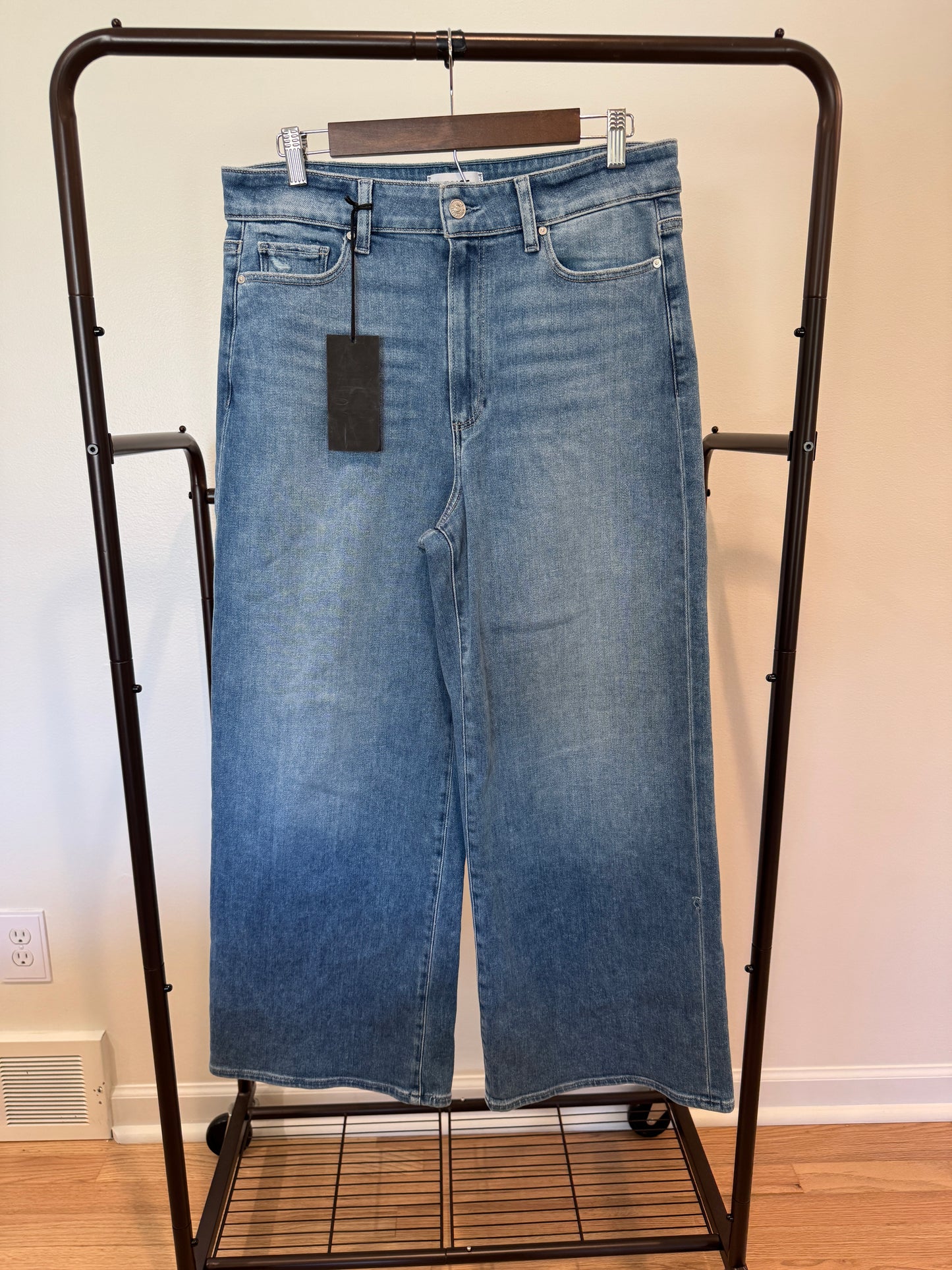 Paige Anessa High Waist Wide Leg Jeans Vino Vibes size 32