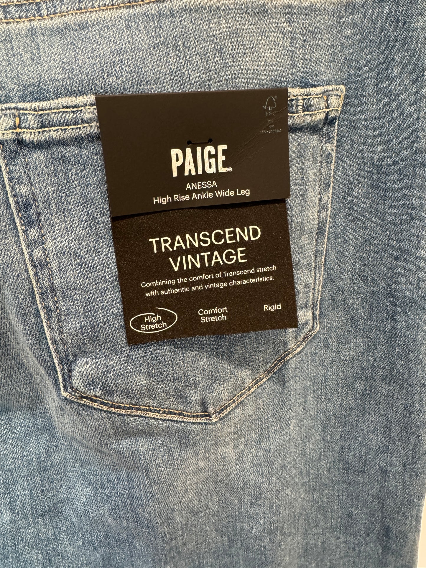 Paige Anessa High Waist Wide Leg Jeans Vino Vibes size 32