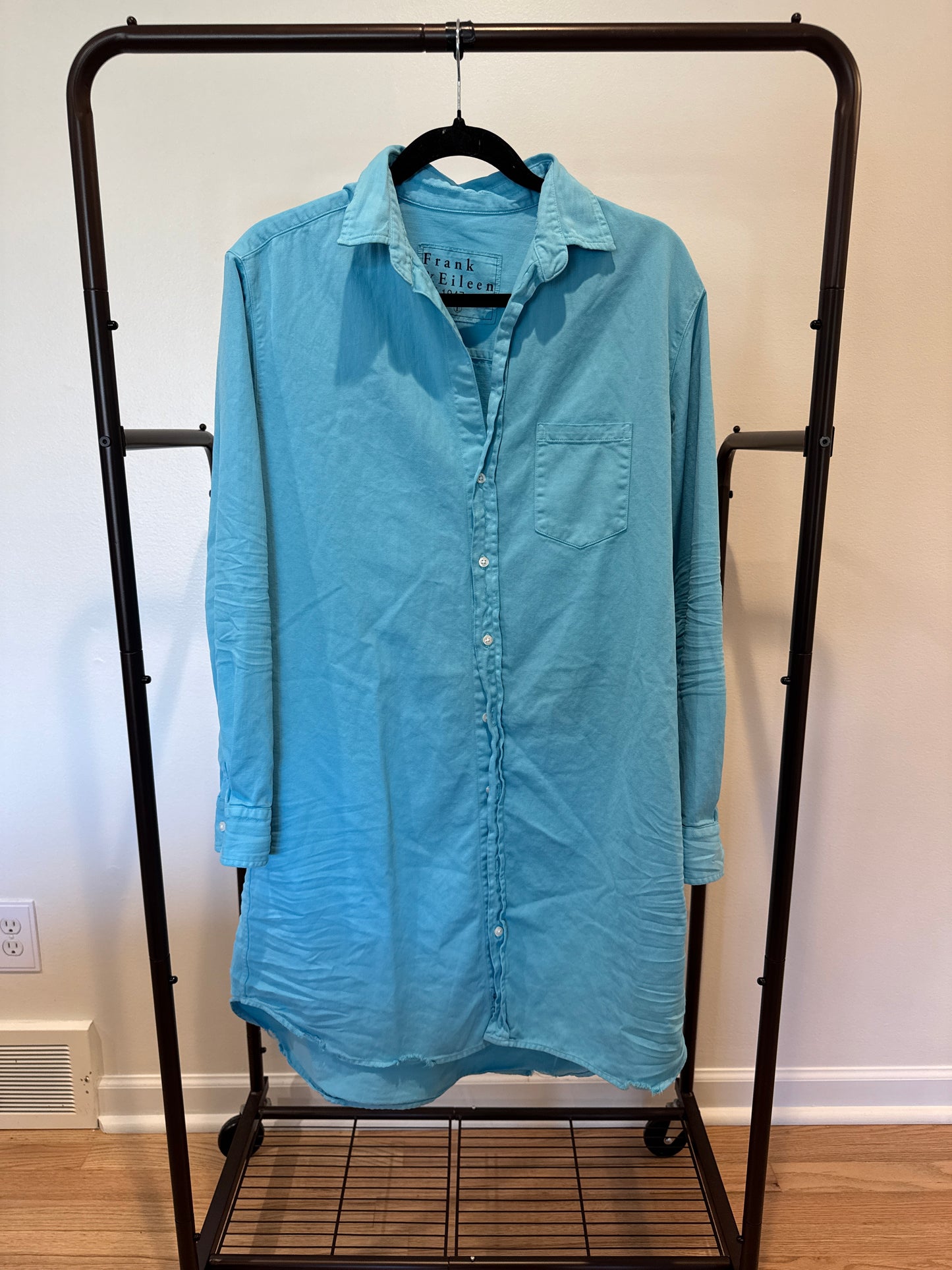 Frank and Eileen Mary Shirt Dress in Ocean Blue Wash size L