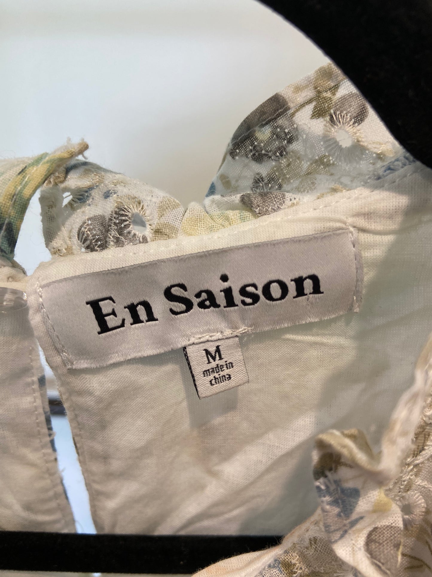 En Saison Eliza Floral Tiered Midi Dress size M