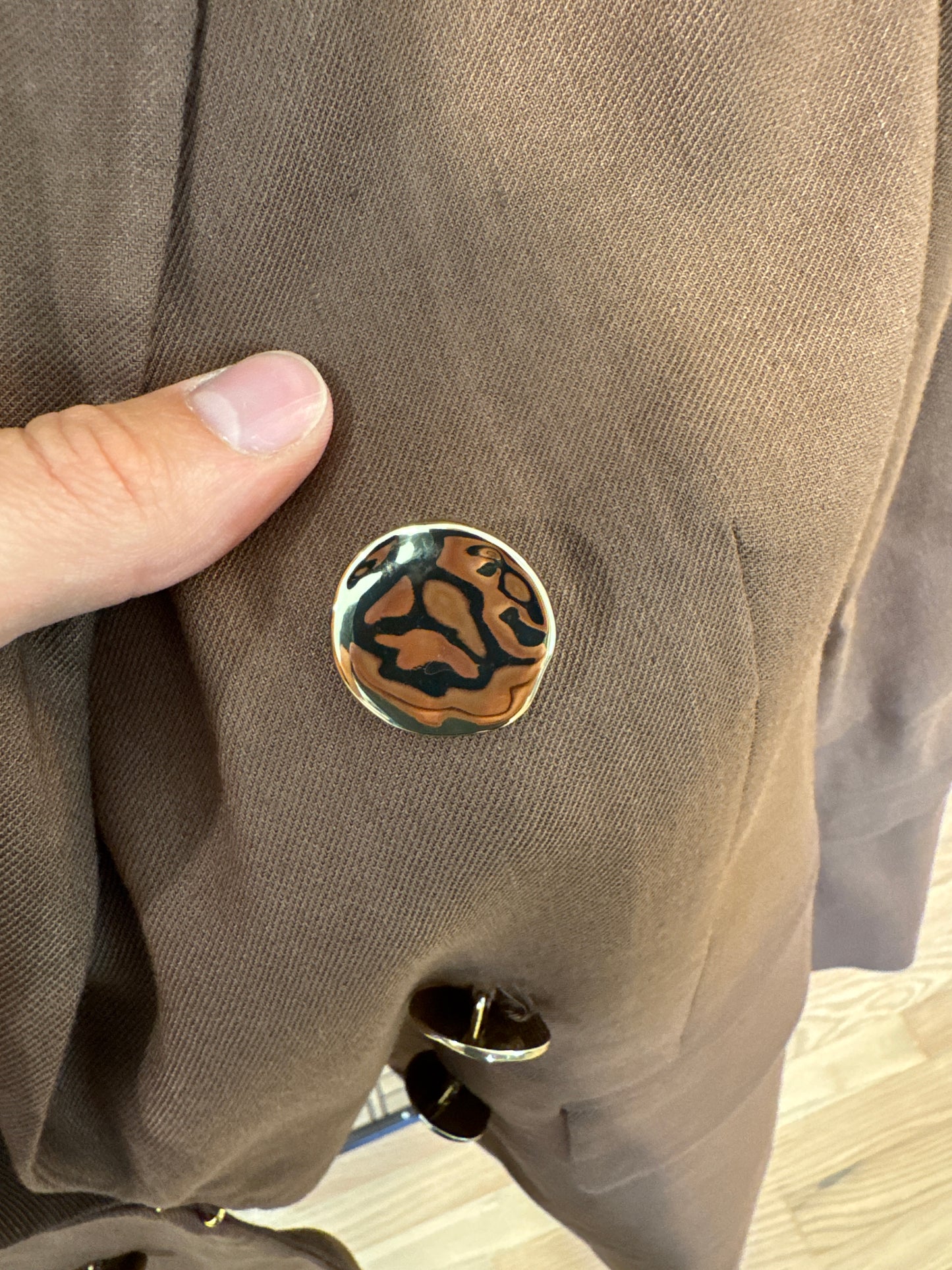 Veronica Beard Beacon Dickey Jacket in Brown with Gold Decorative Buttons size 6