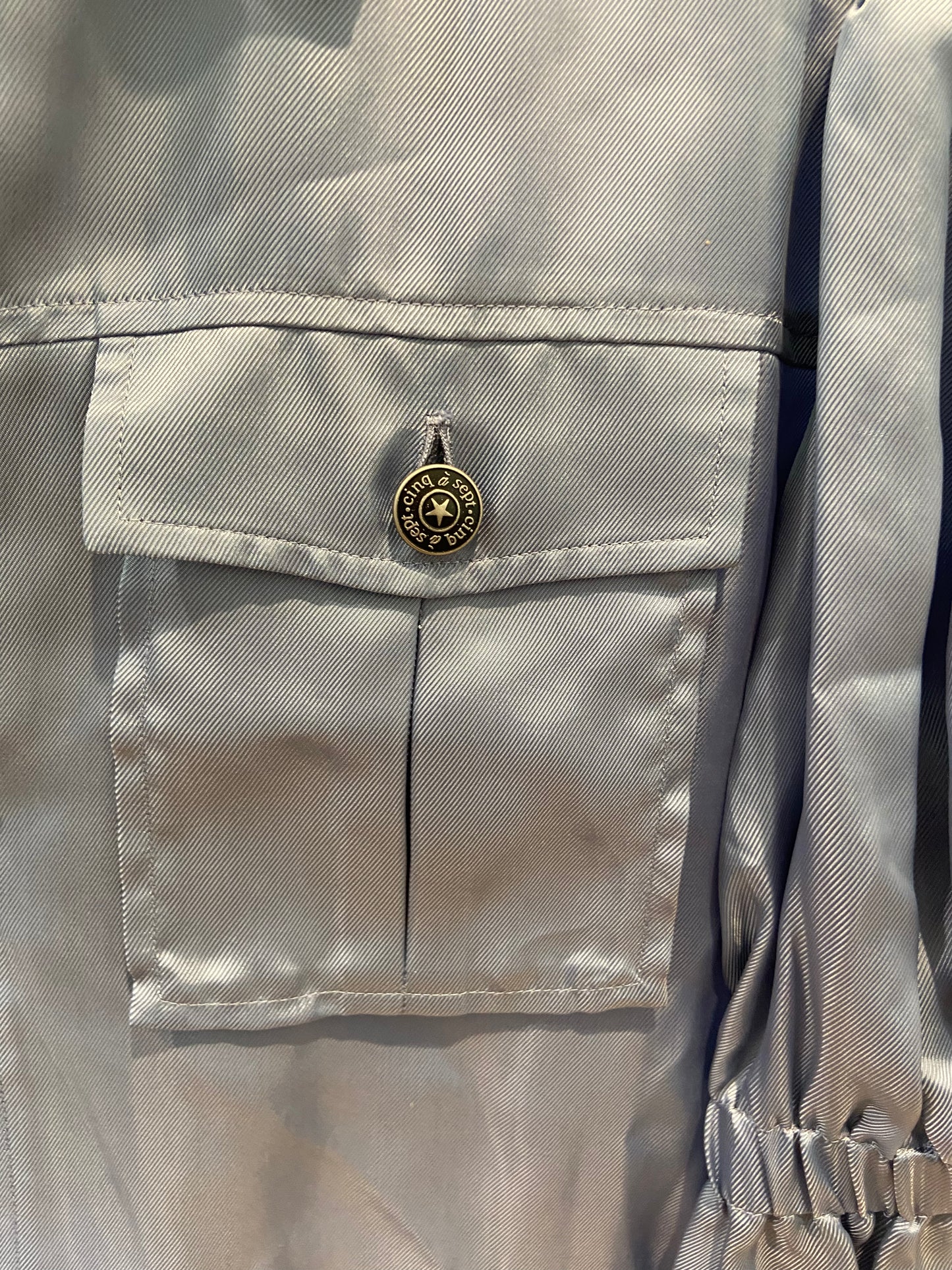Cinq a Sept Holly Ruffle Sleeve Jacket In Indigo and Giles Cargo Joggers size M