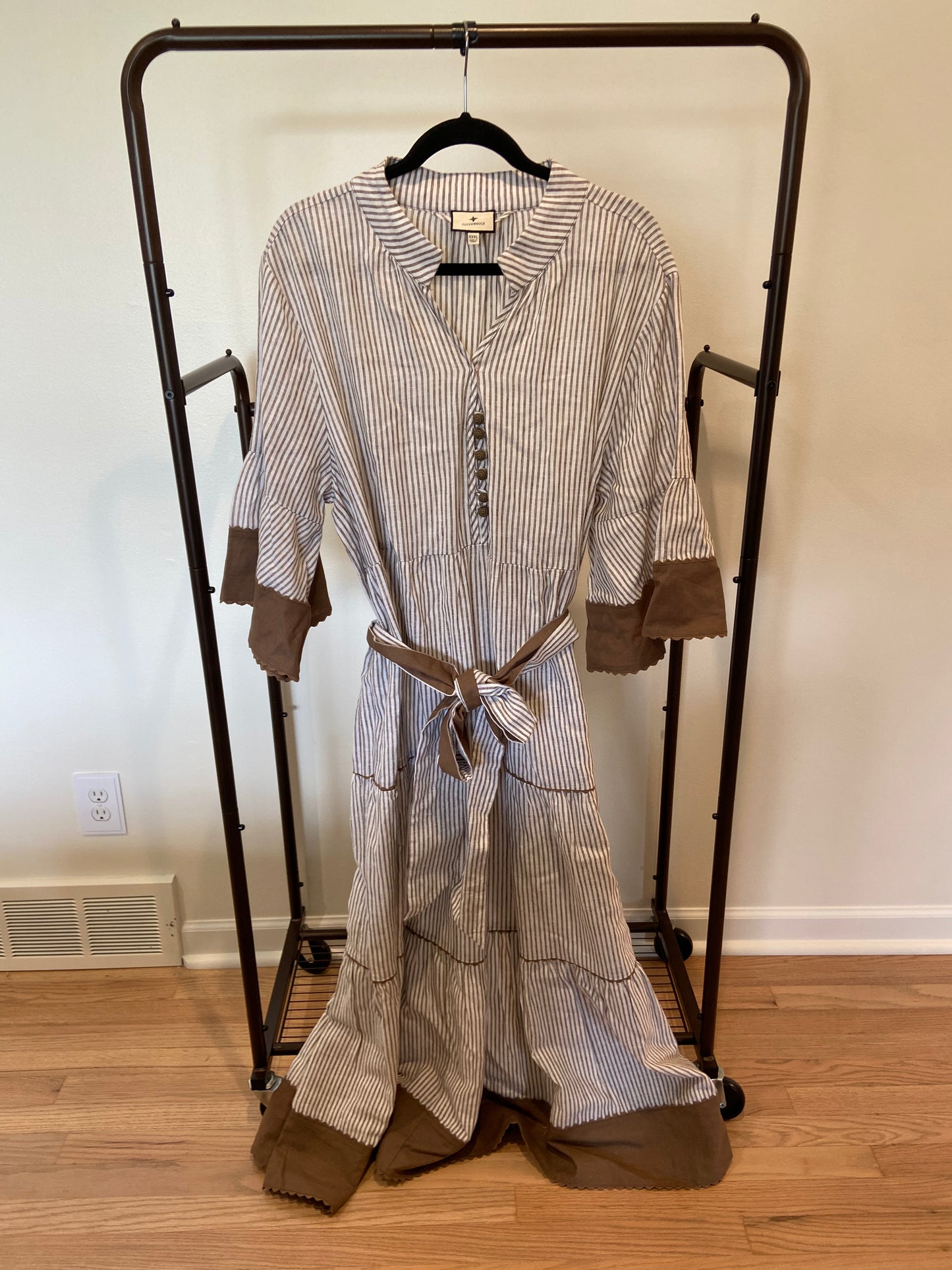Tuckernuck Joanna Midi Dress size XXXL