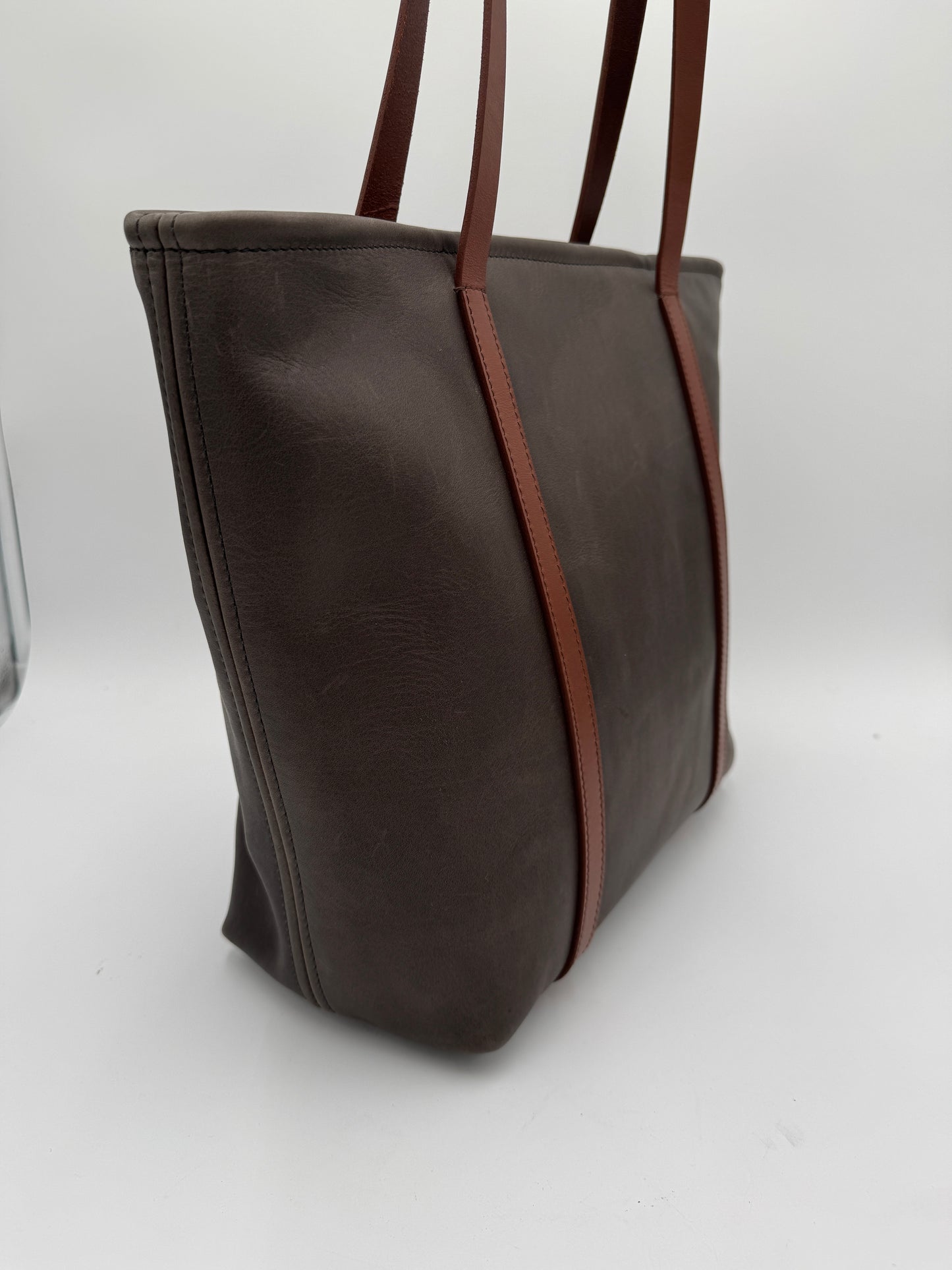Fount The Korie Tote in Wolf