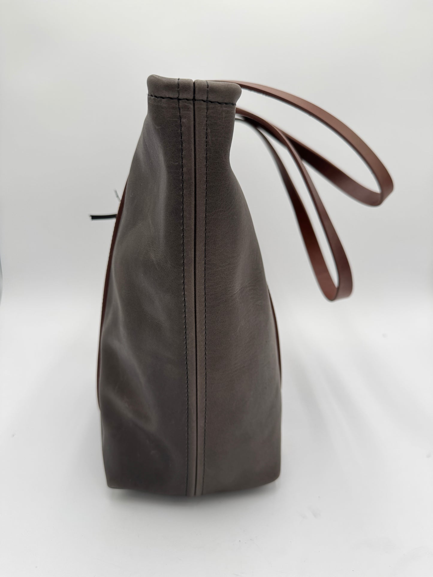 Fount The Korie Tote in Wolf