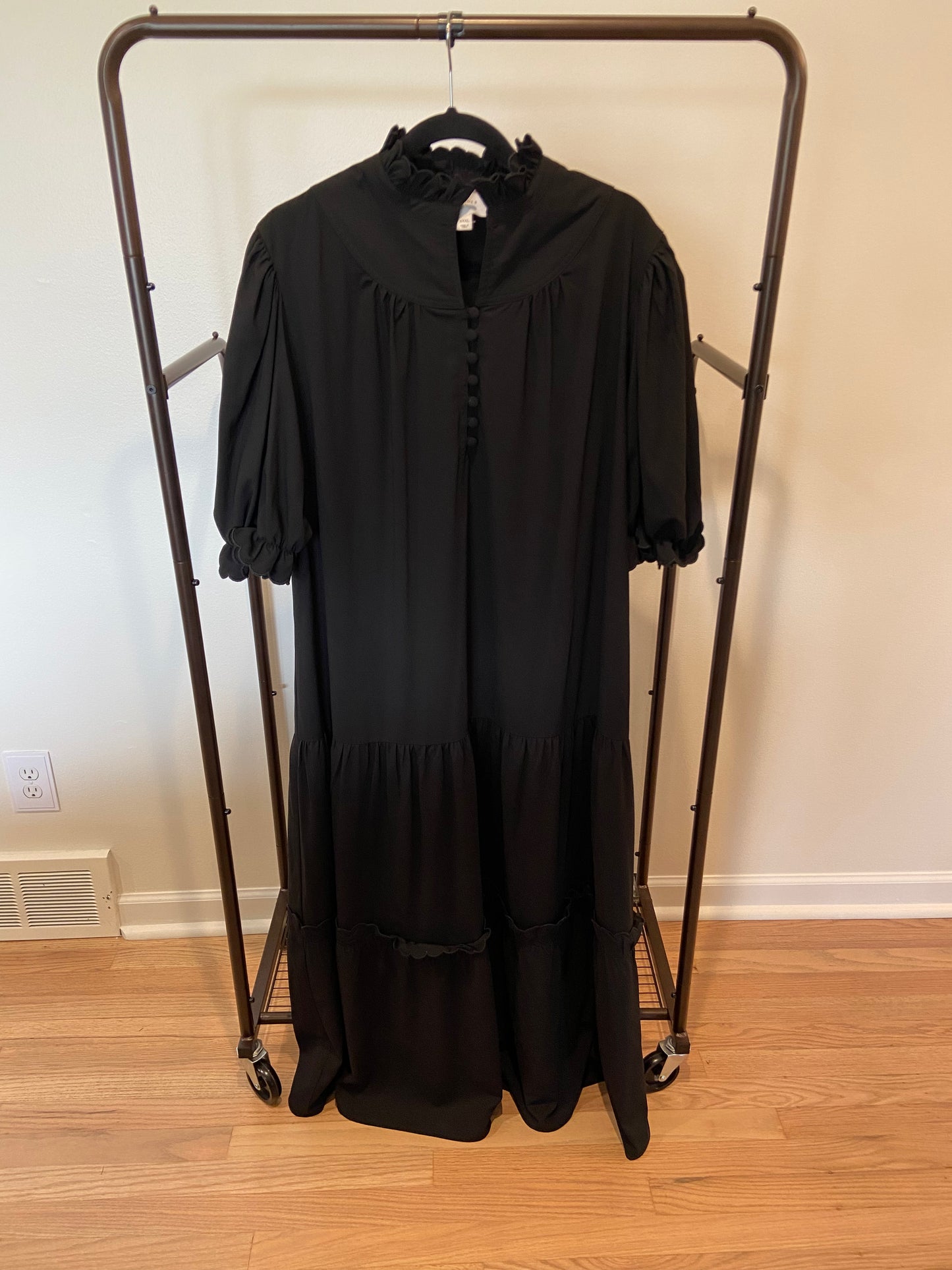 Pomander Place Black Selena Maxi Dress size XXXL