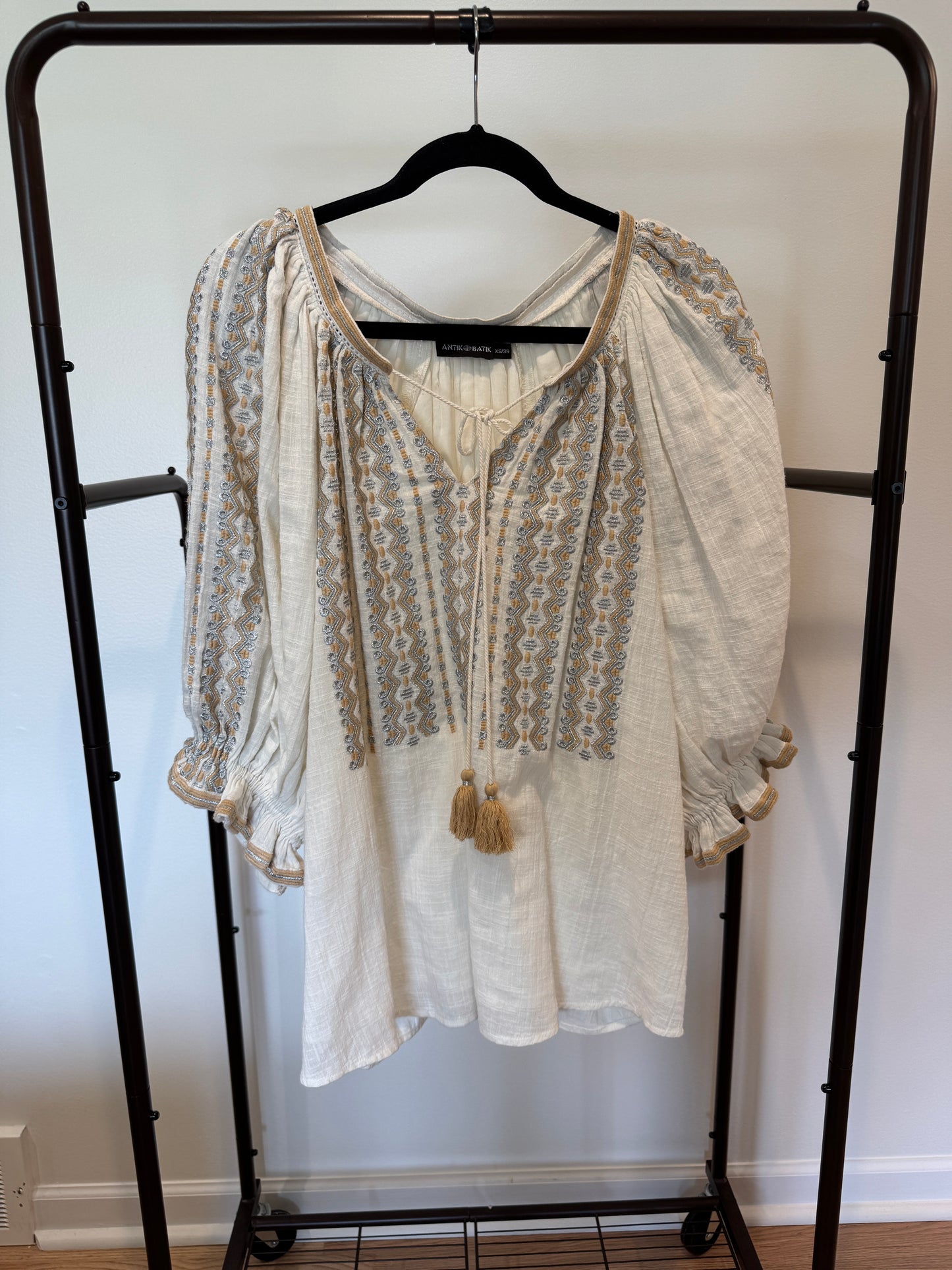 Antik Batik Lully Puff Sleeve Embroidered Blouse size XS