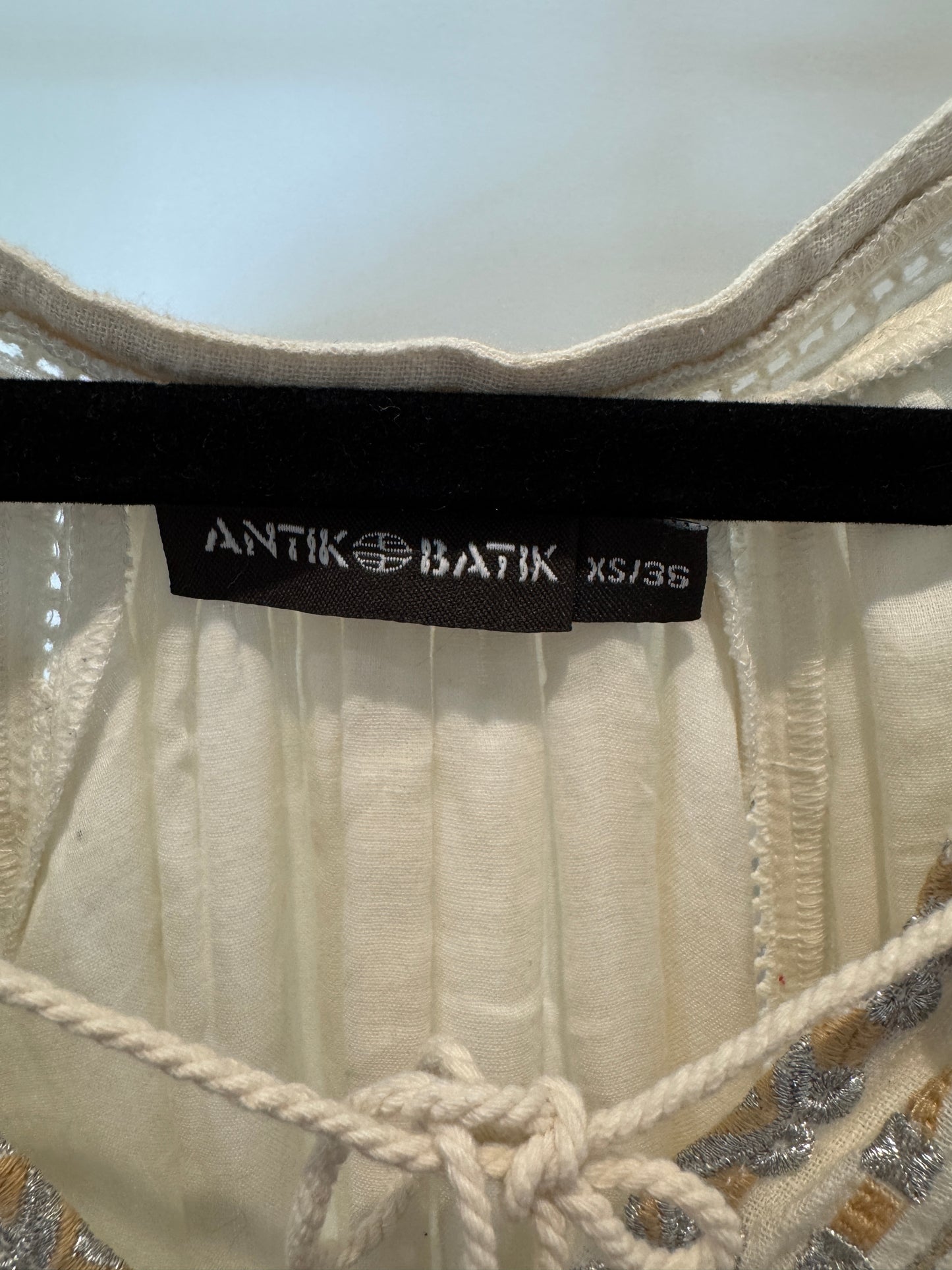 Antik Batik Lully Puff Sleeve Embroidered Blouse size XS
