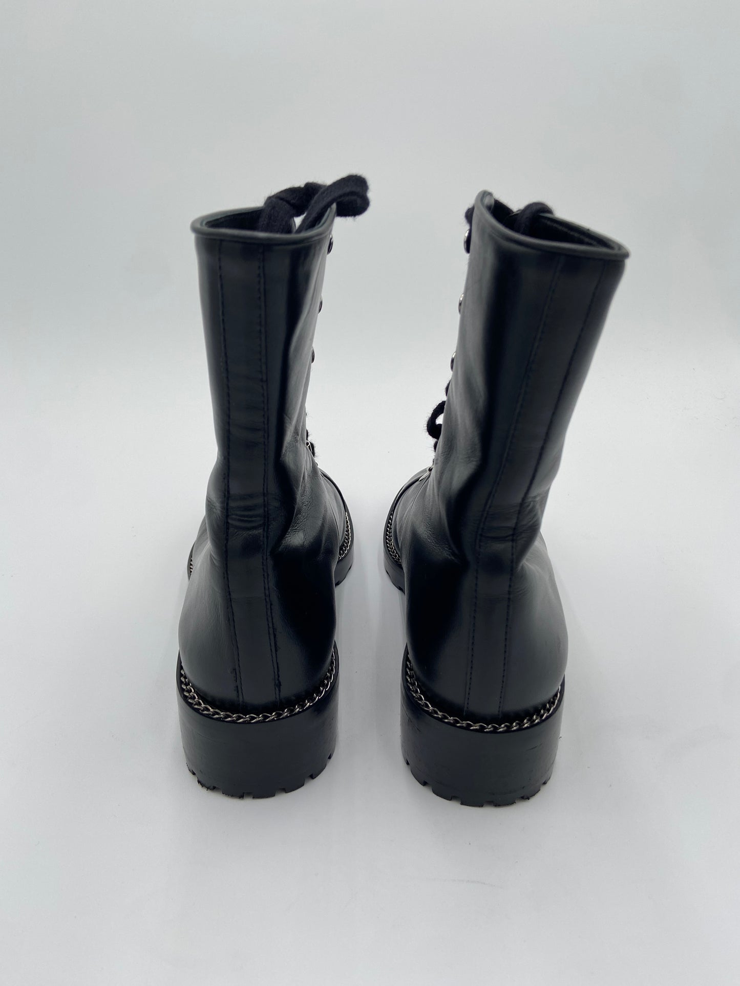 Stuart Weitzman Kolbie Lace Up Bootie Black Leather Combat Boots size 8