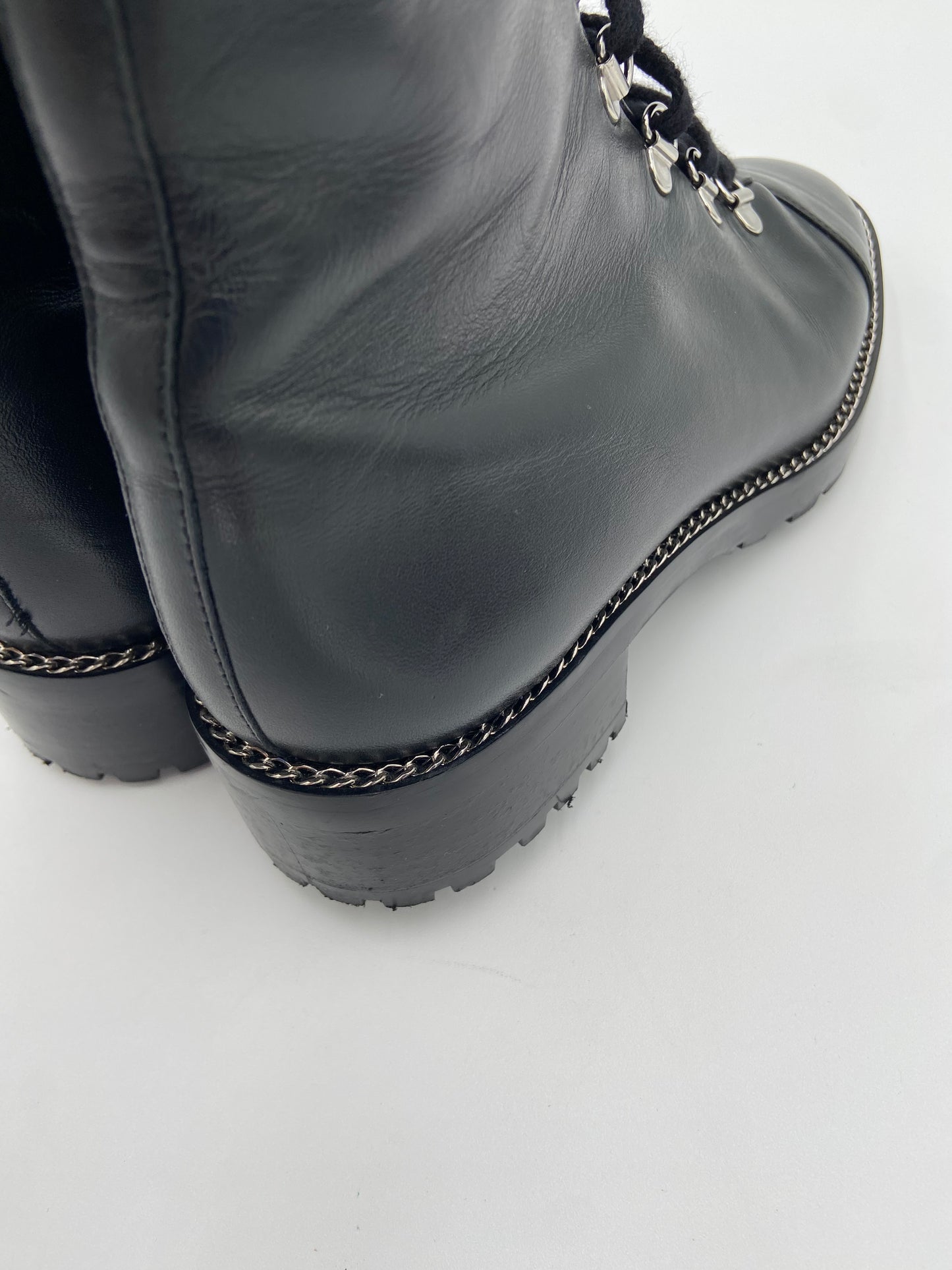 Stuart Weitzman Kolbie Lace Up Bootie Black Leather Combat Boots size 8