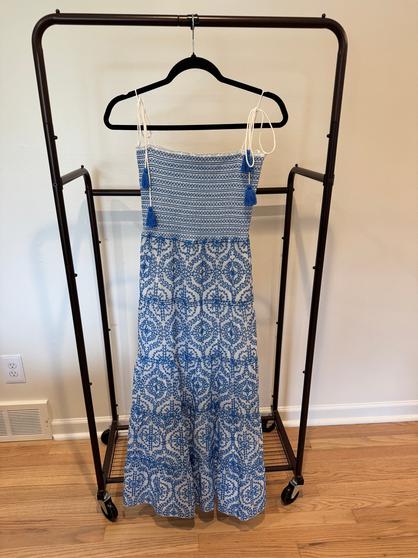 Alice and Olivia Marna Tiered Midi Dress size 2