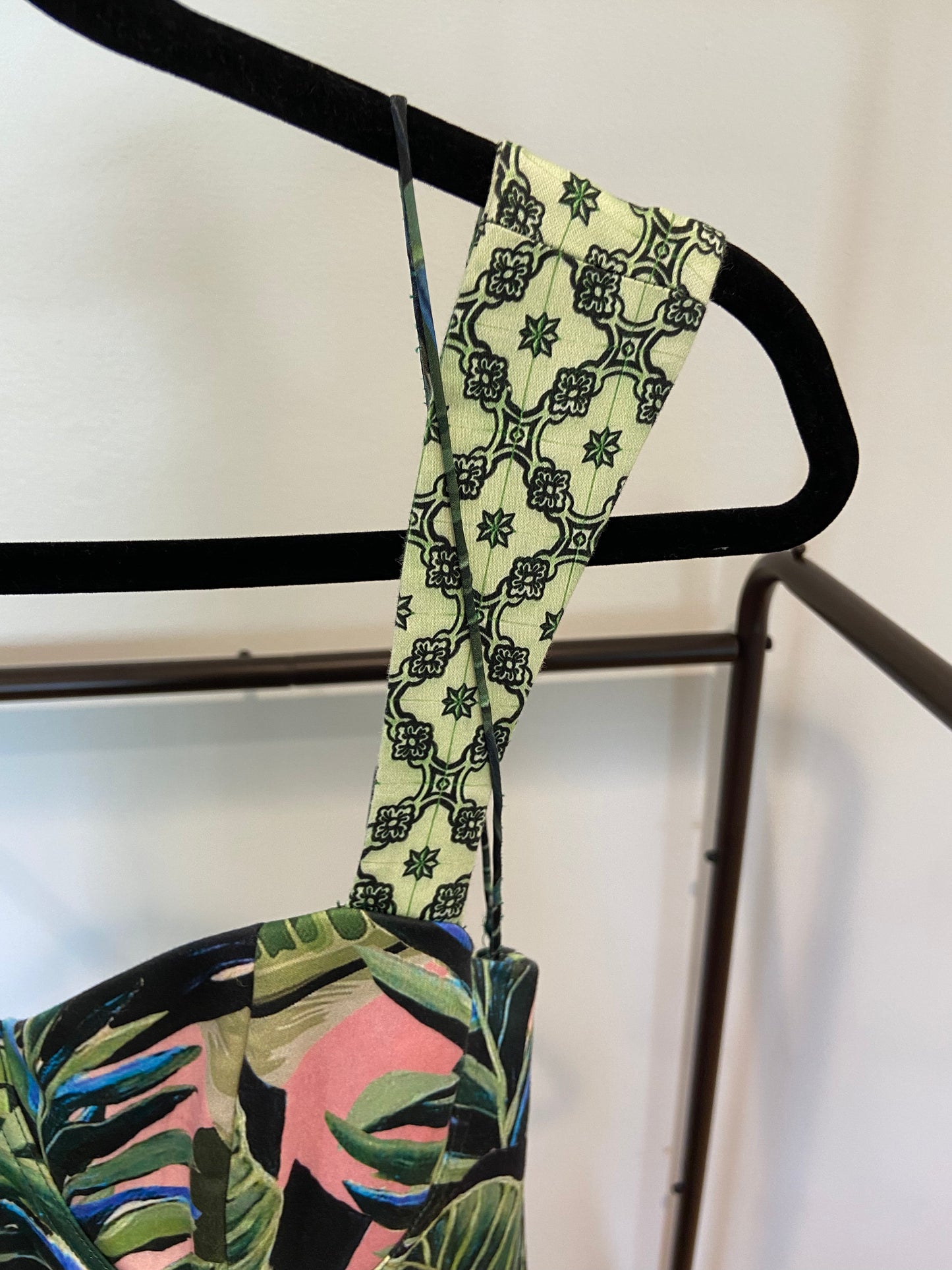 Alice and Olivia Fit and Flare Dress size 4