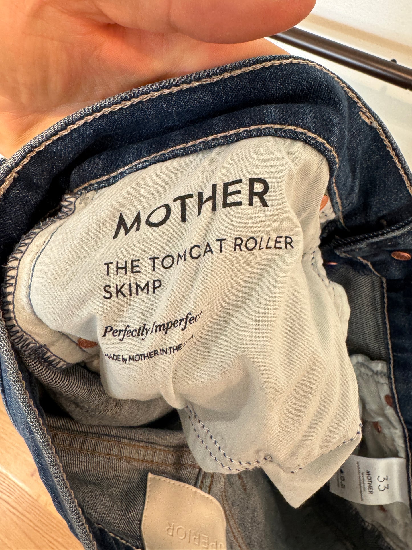 Mother The Tomcat Roller Skimp in Perfectly Imperfect size 33
