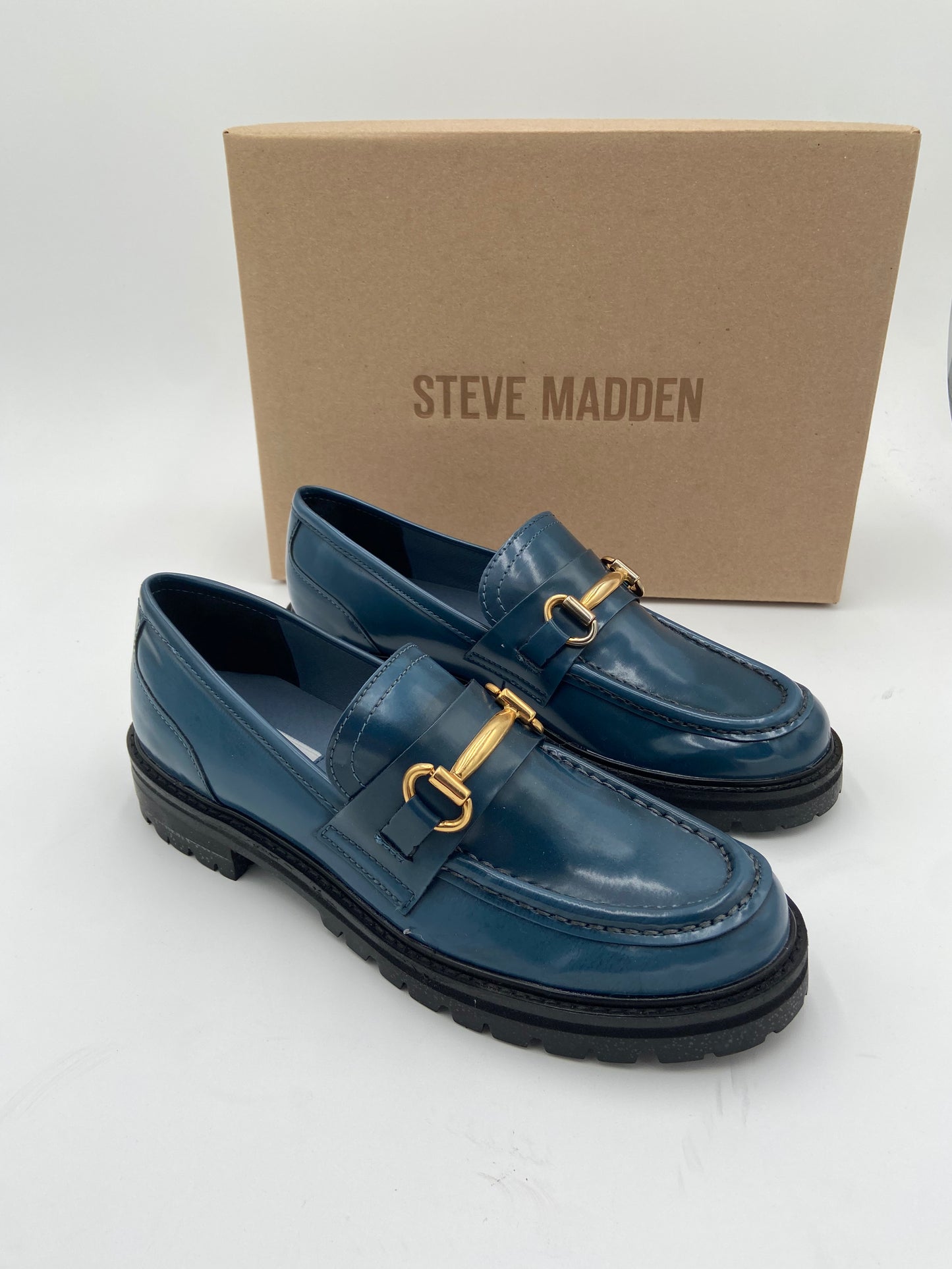 Steve Madden Mistor Loafer in Blue size 8