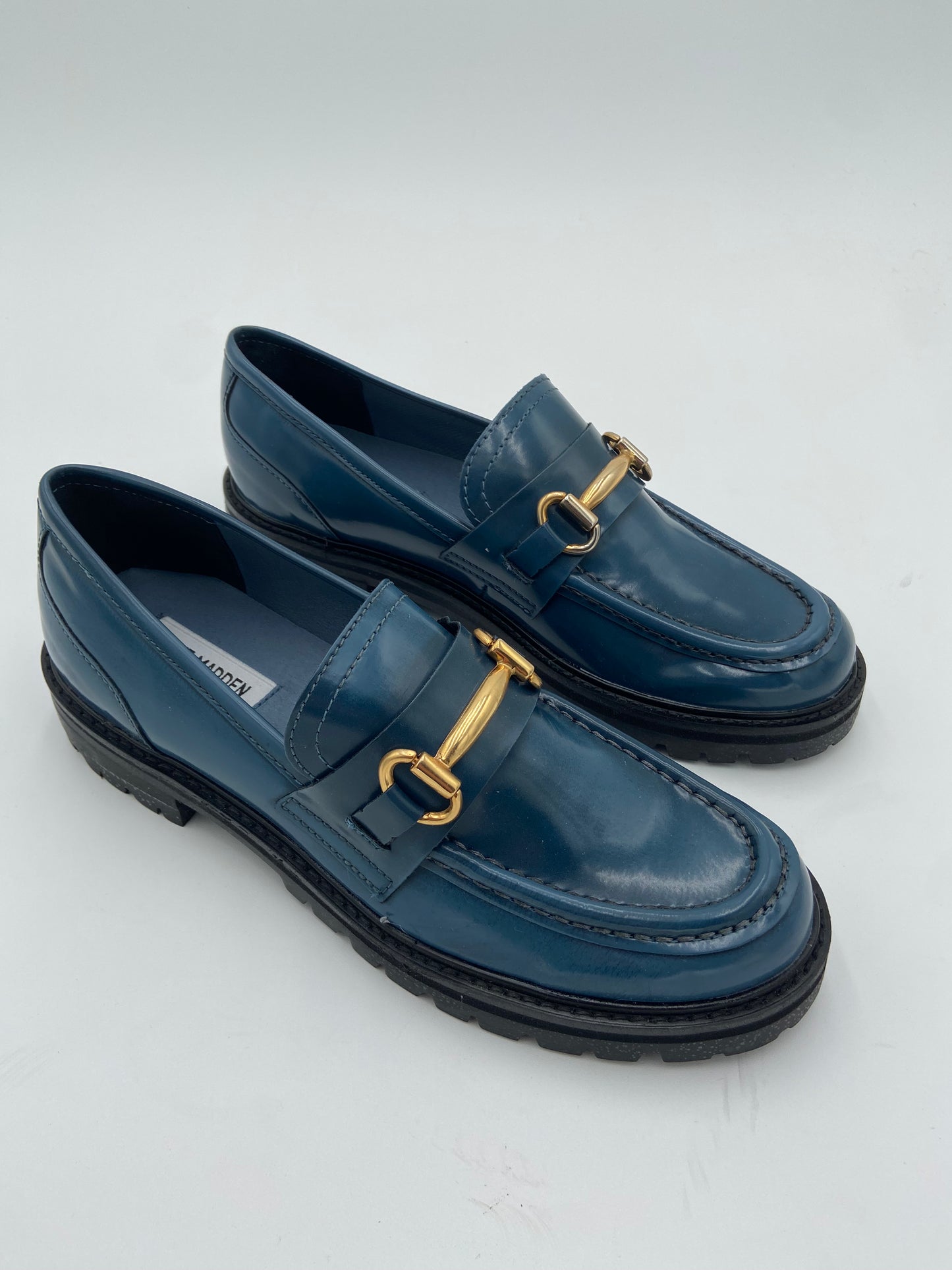 Steve Madden Mistor Loafer in Blue size 8