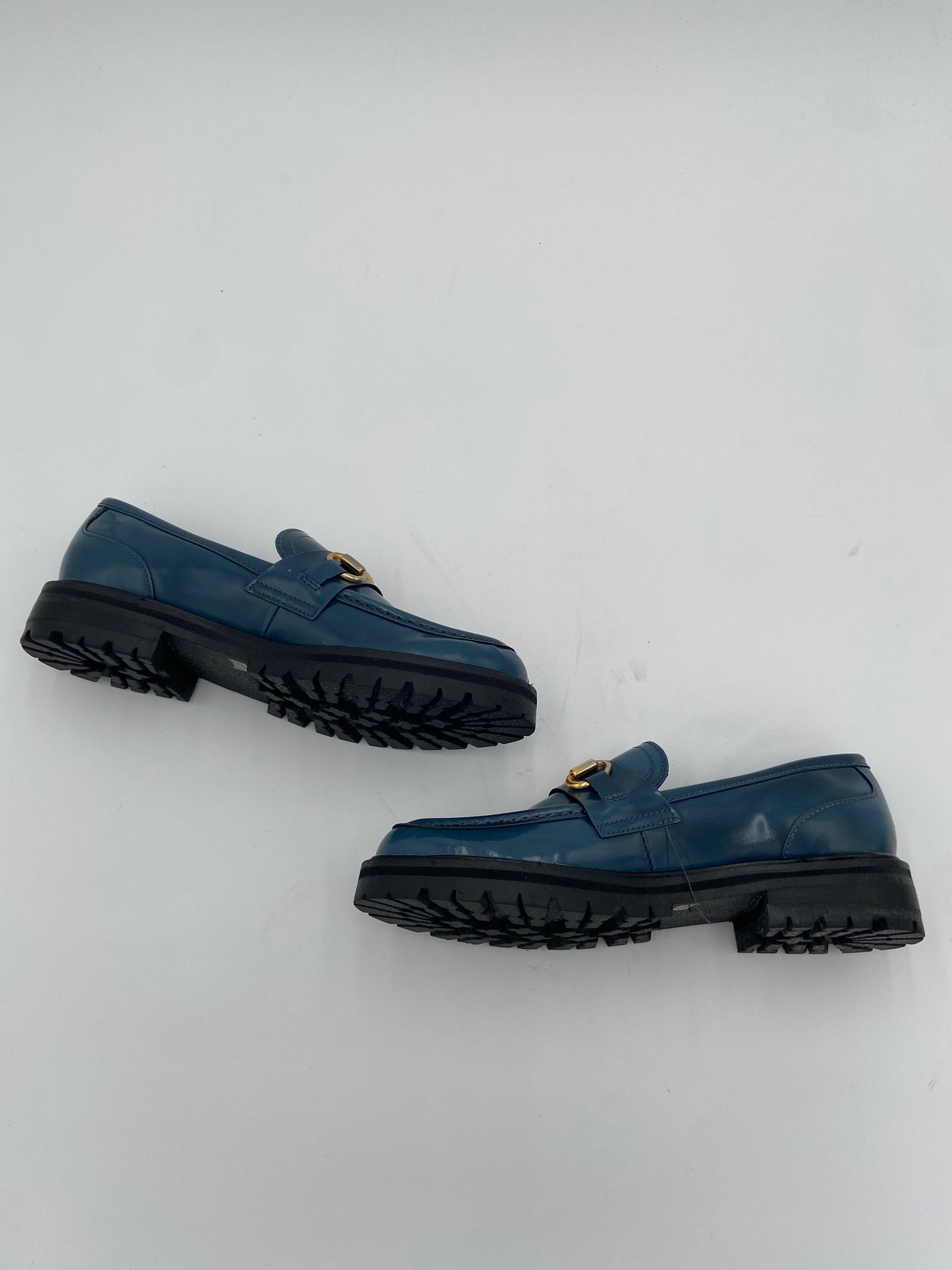 Steve Madden Mistor Loafer in Blue size 8