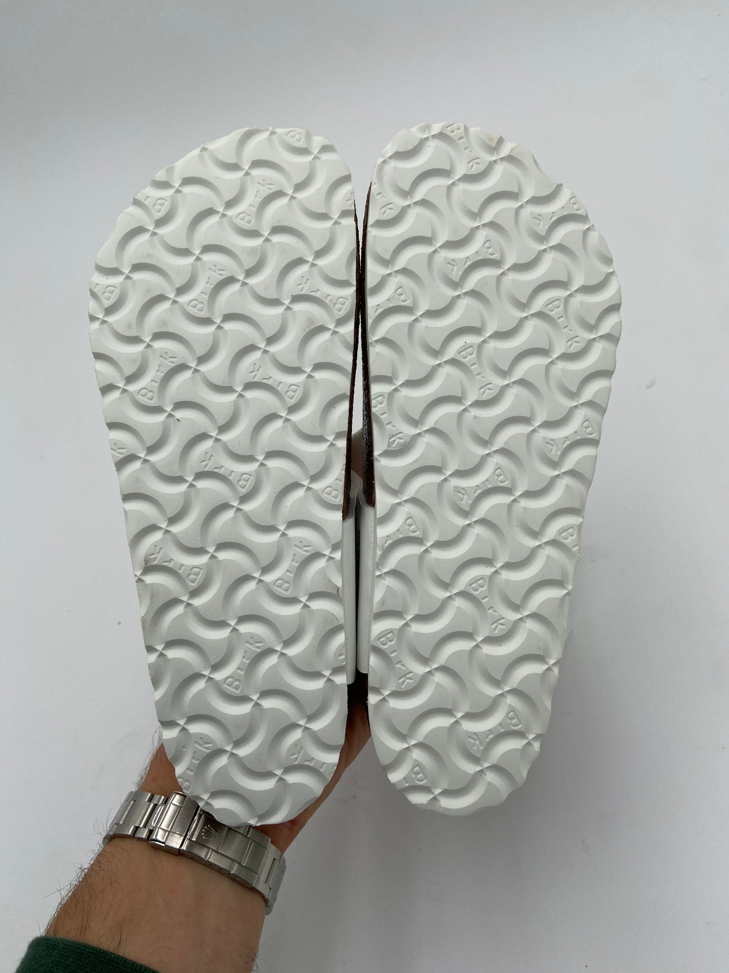 Birkenstock Gizeh Birko-Flor White Leather Sandals size 36 US 5-5.5