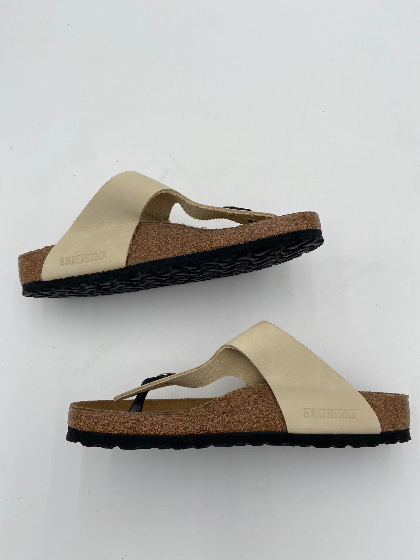 Birkenstock Gizeh Big Buckle High Shine Sandals size 39 US 8-8.5