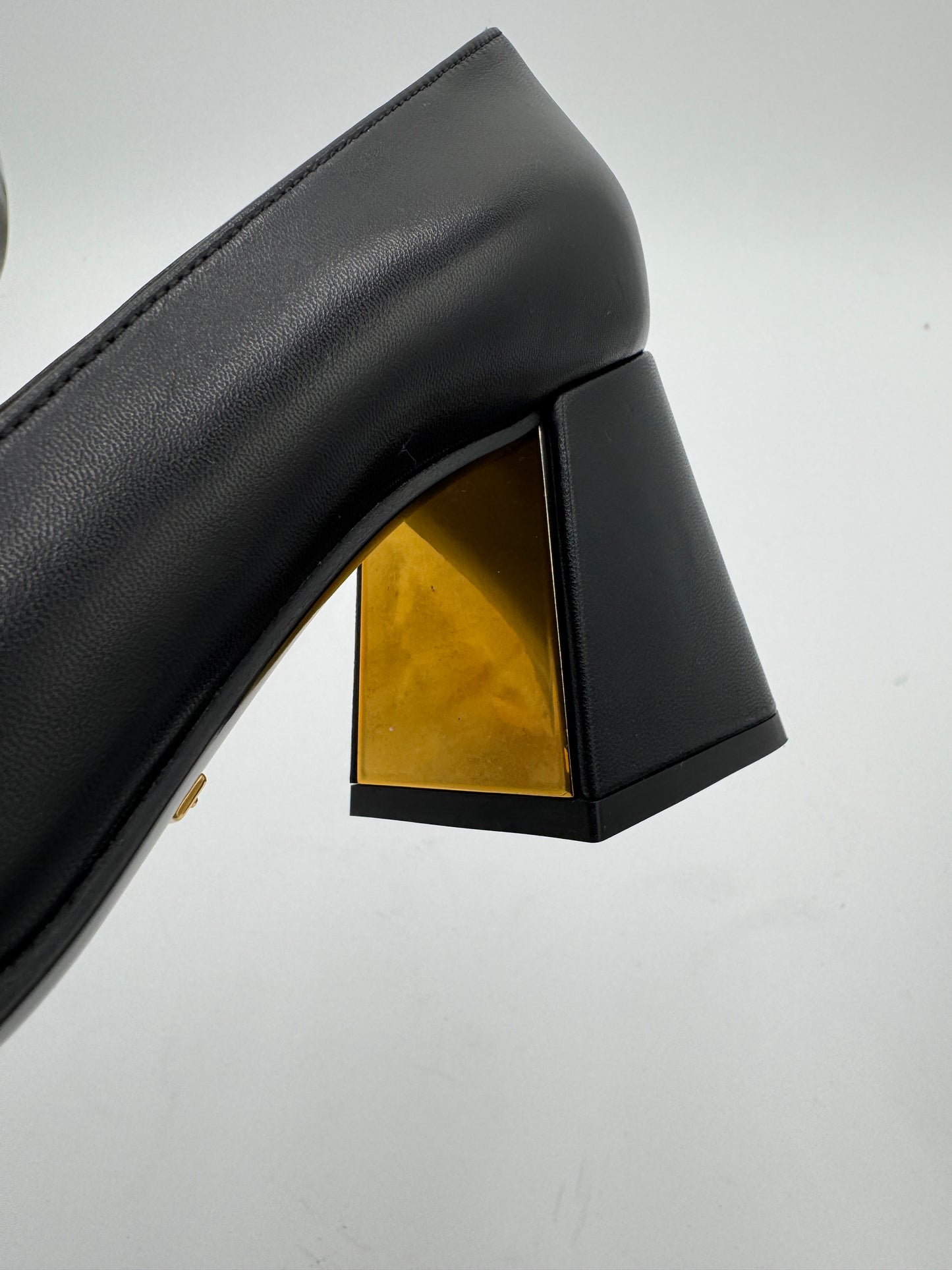 Gucci Horsebit-Detailed Leather Pumps size 36.5 US 6.5