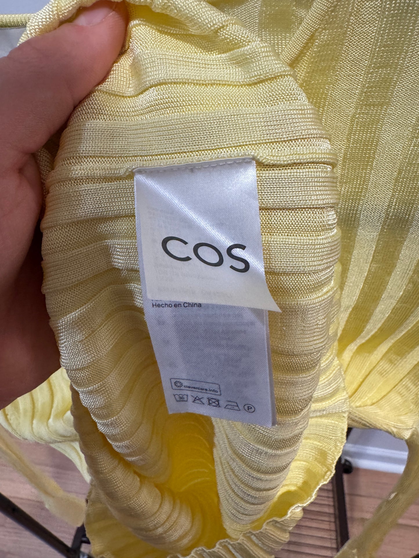 Cos Rib-Knit Crew Neck Long Sleeve Top in Yellow size S