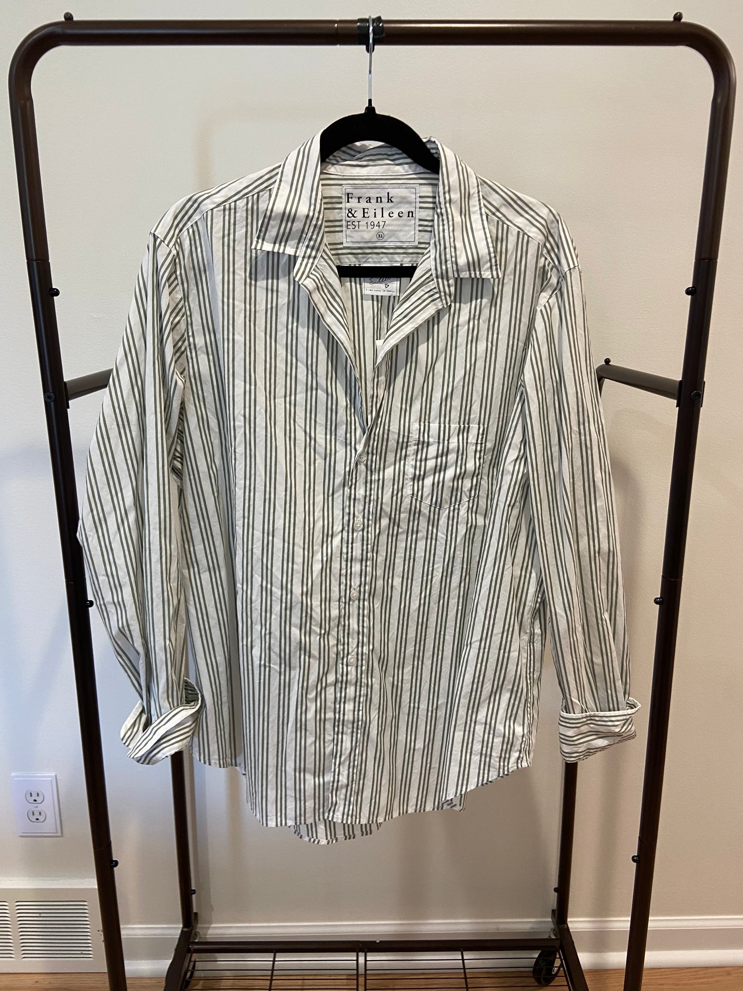 Frank & Eileen Eileen Relaxed Button Up Shirt in Army Green Beige Stripe size XL