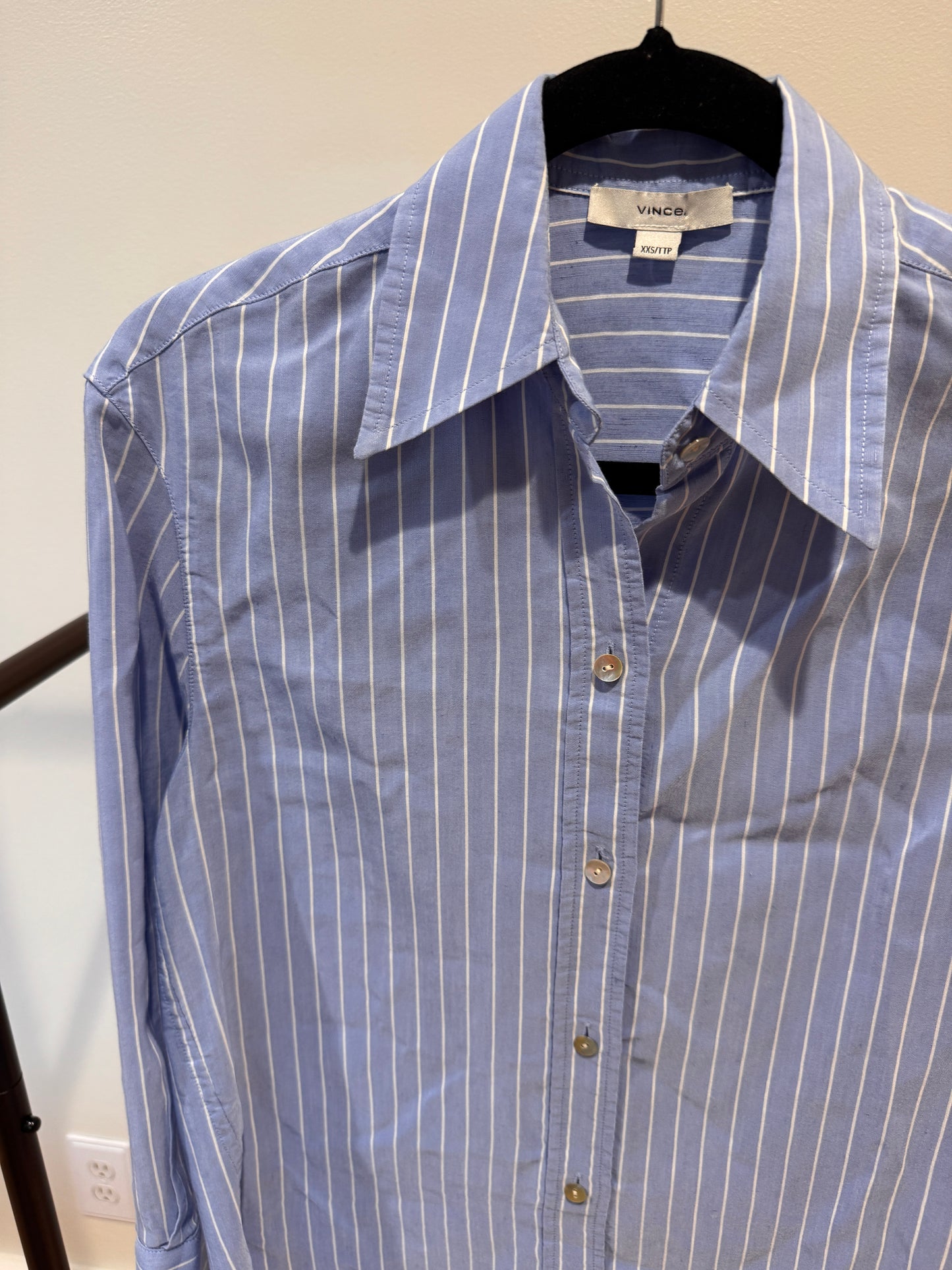 Vince Pinstriped Linen Blend Shirt size XXS