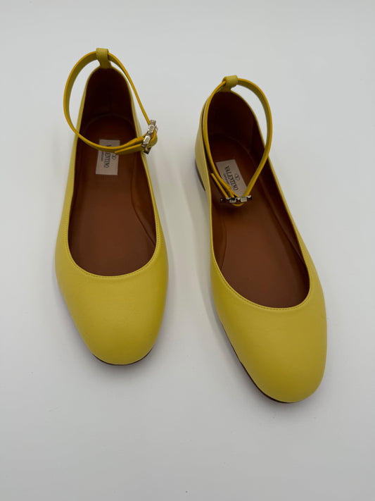 VALENTINO Rockstud Leather Ballerina Flats size 38.5