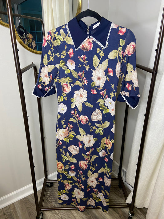 Alice and Olivia Delora fitted Collared Midi Dress size 6
