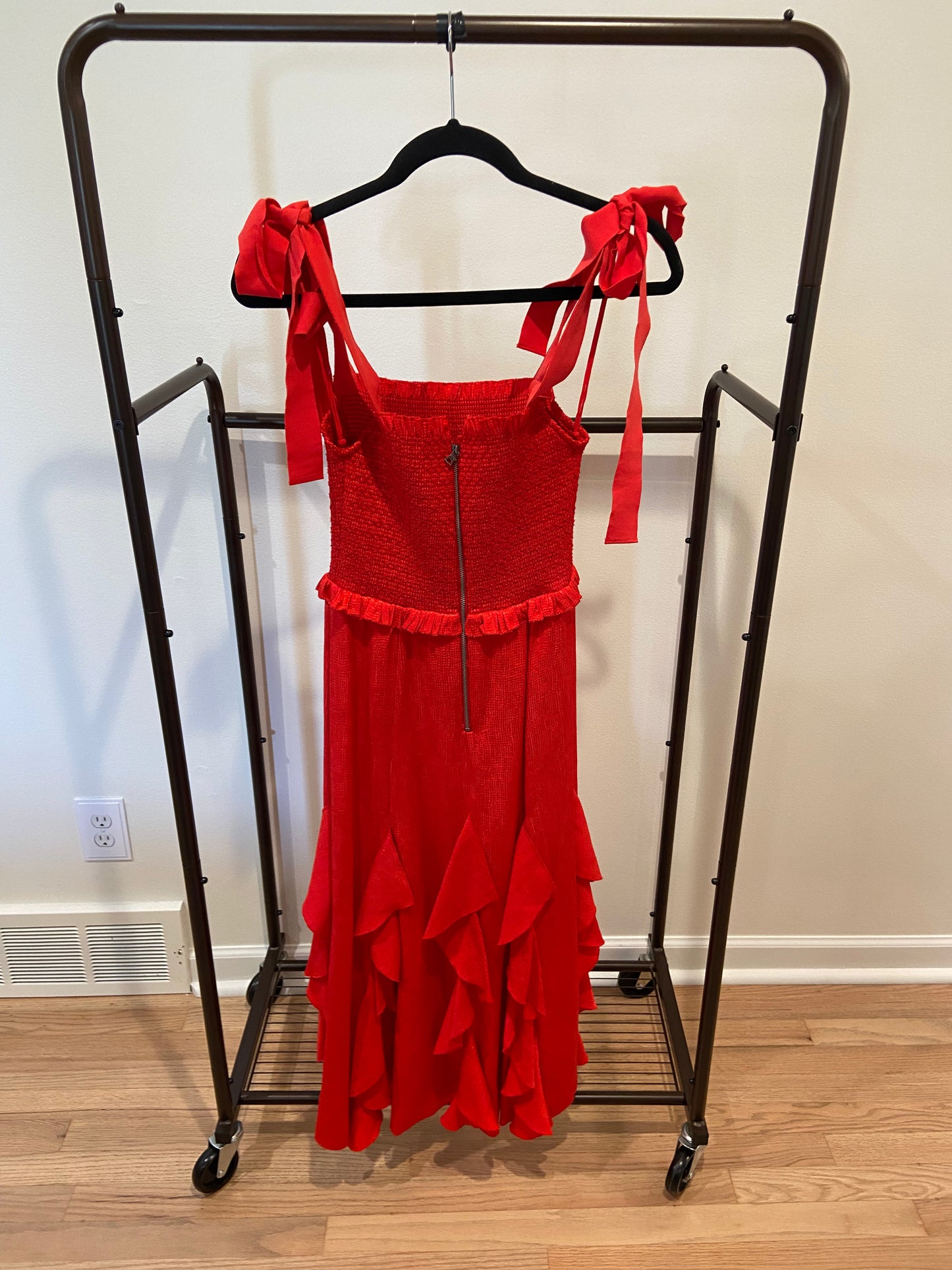 Alice and Olivia Jocelyn Smocked Ruffle Dress size 0
