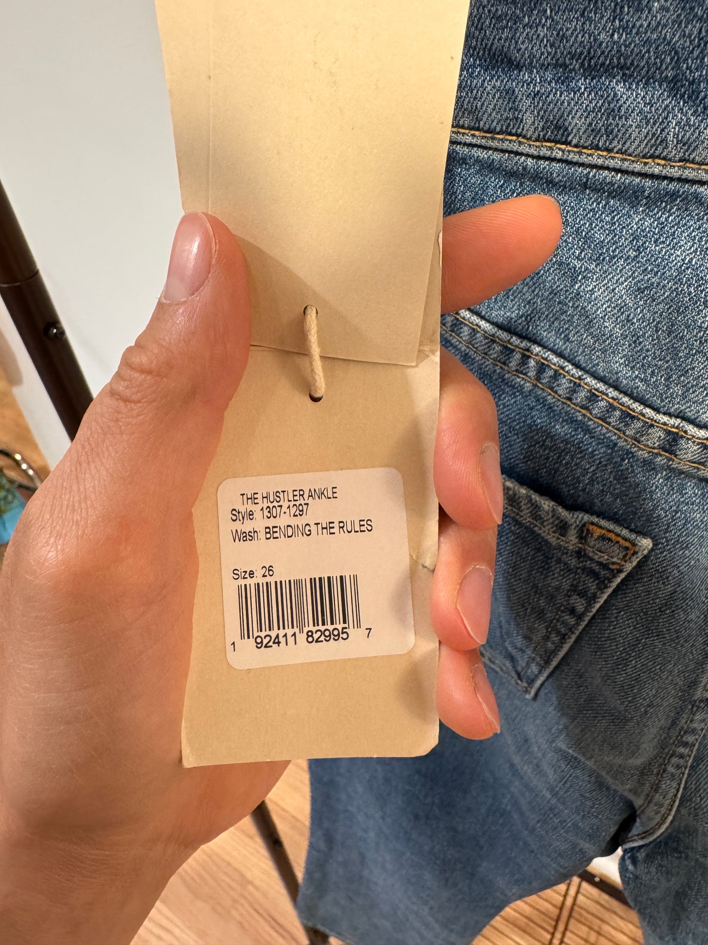 Mother The Hustler Ankle Jeans in Bending the Rules Wash size 26