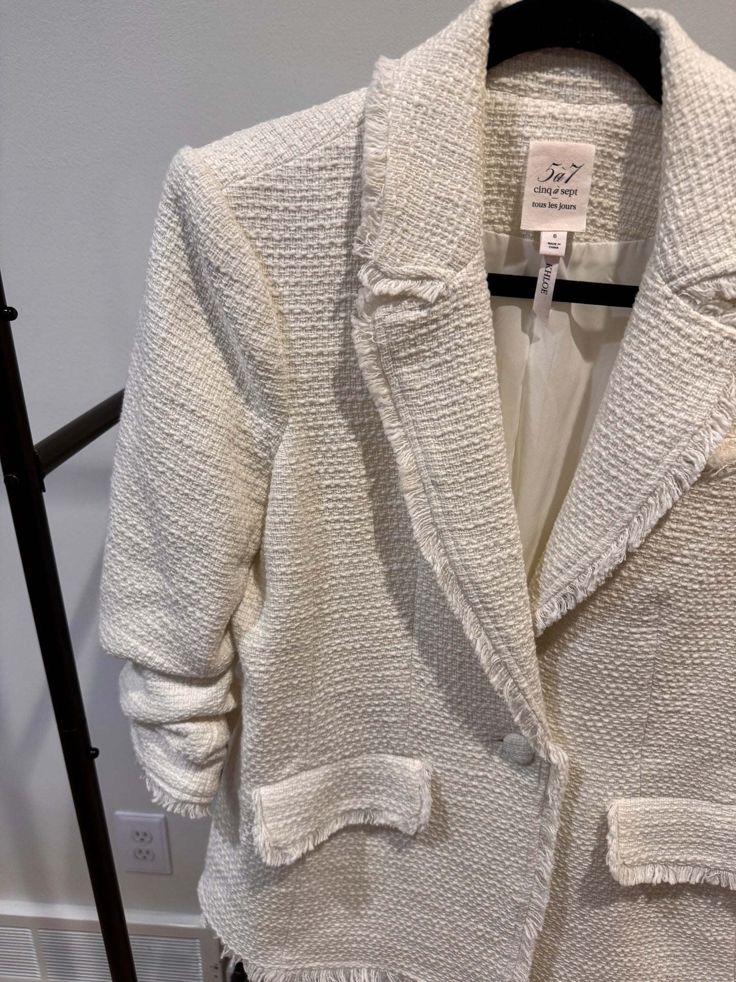 Cinq a Sept Khloe Cream Tweed Blazer size 6