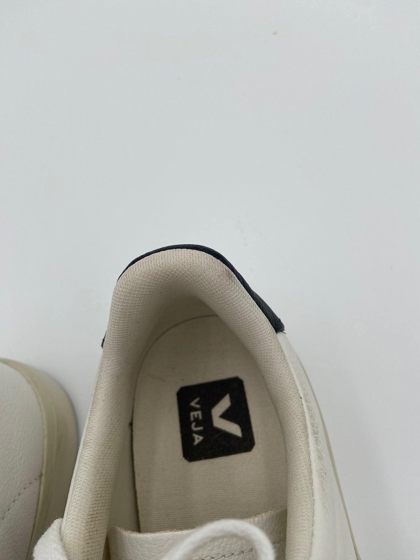Veja Campo Sneakers size 7 (38)