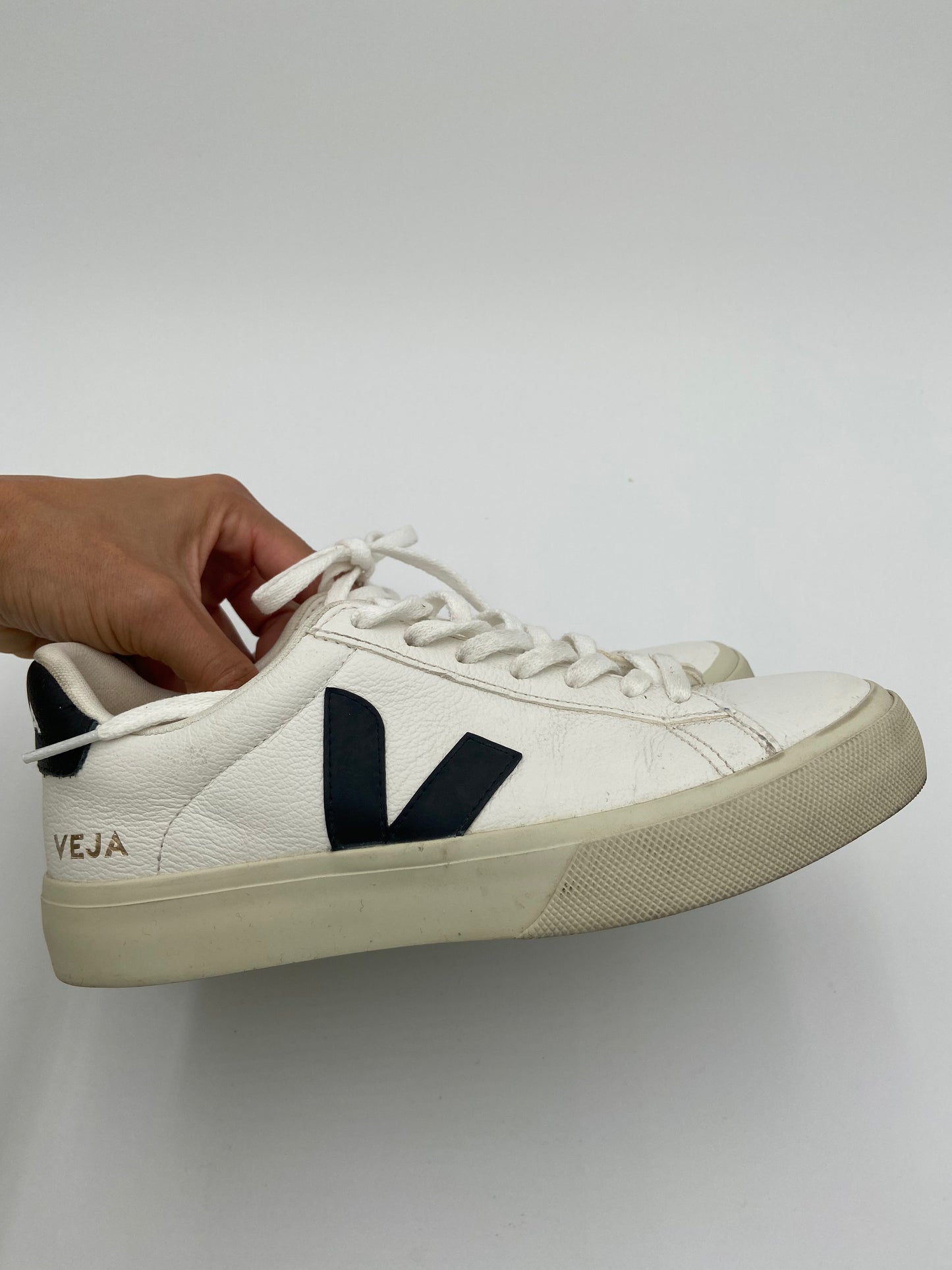 Veja Campo Sneakers size 7 (38)
