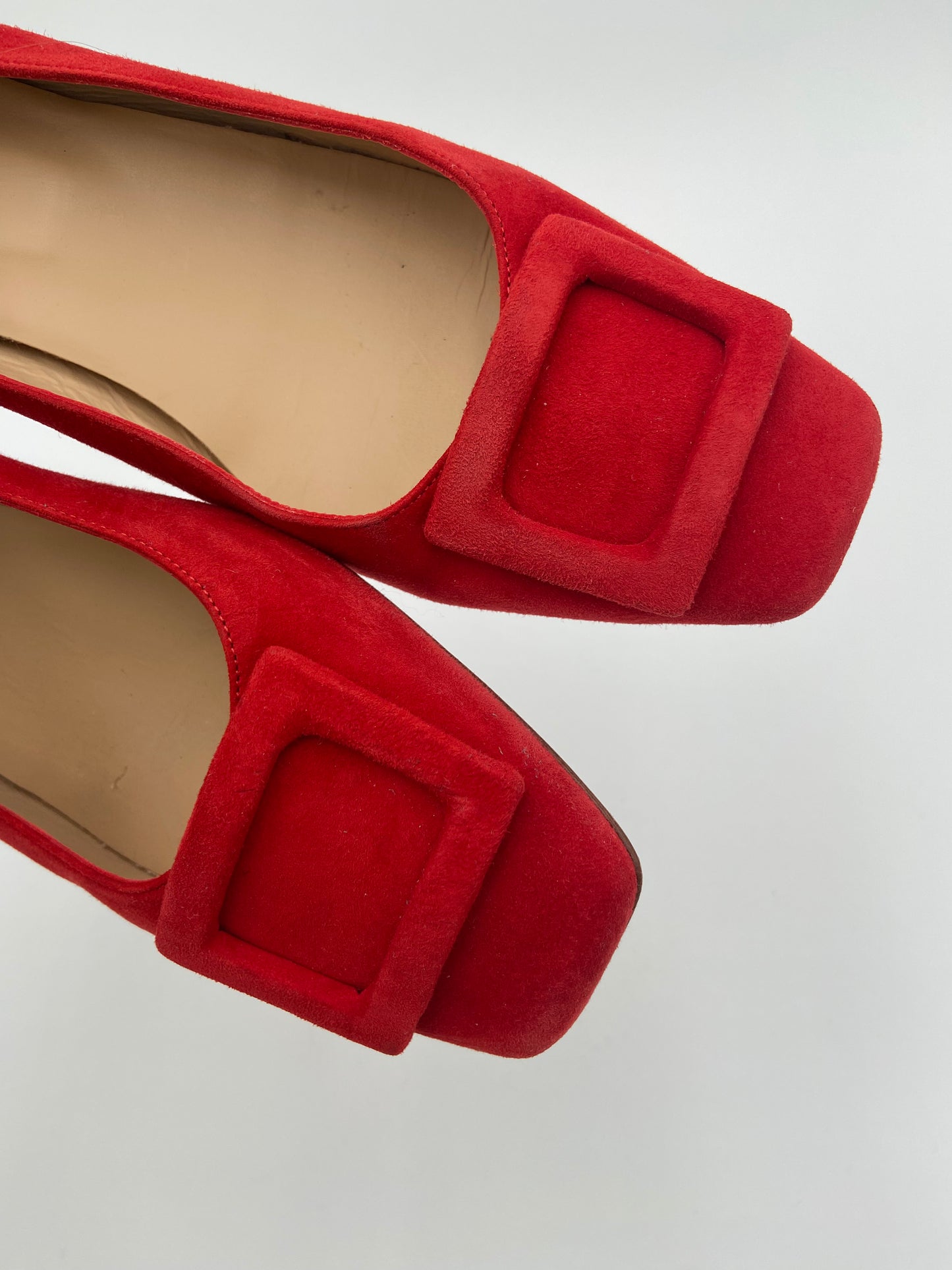 Ann Mashburn Red Suede Buckle Heels size 39.5