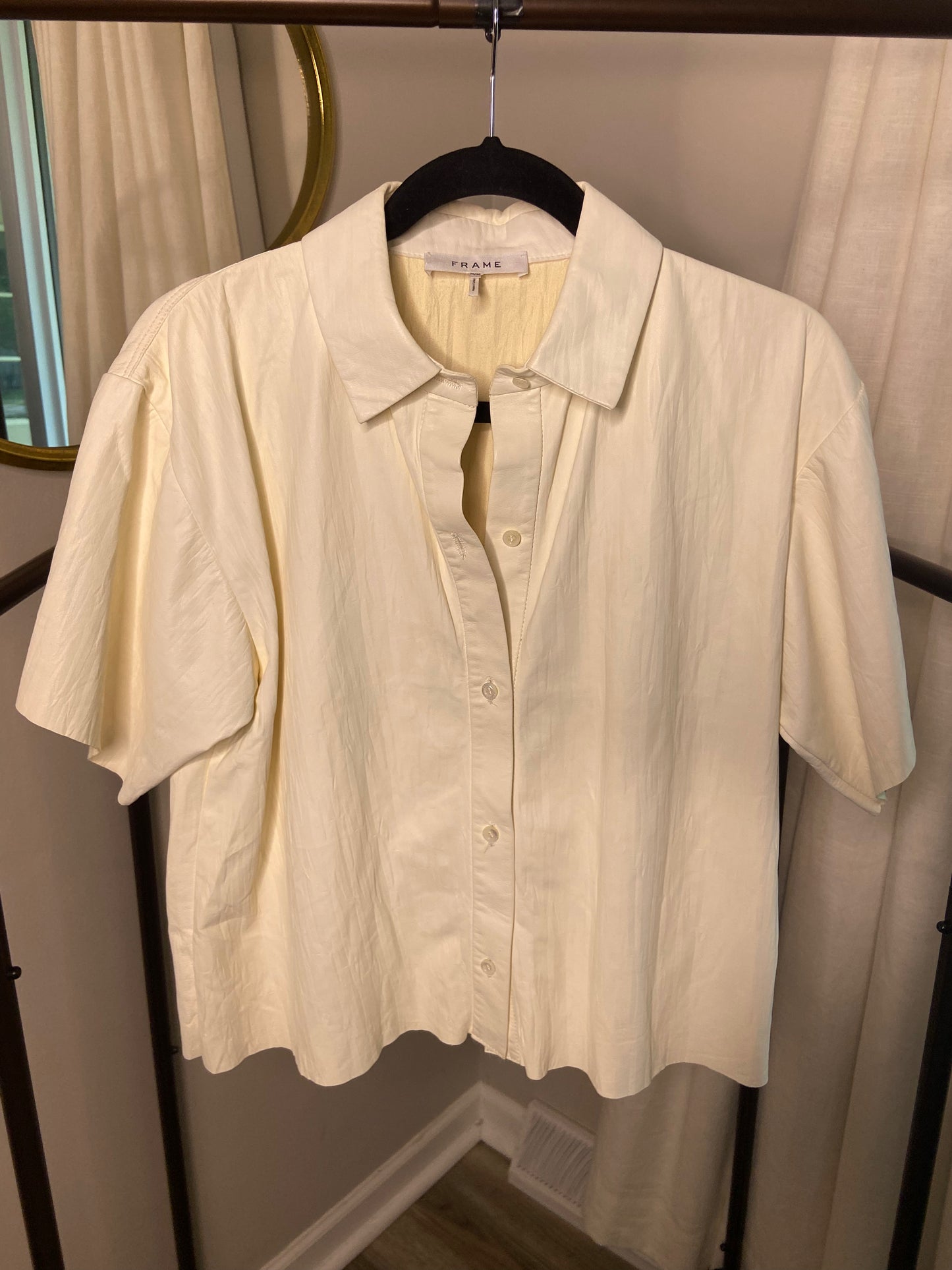 Frame Pleated Button-front Leather Shirt In Bone size M