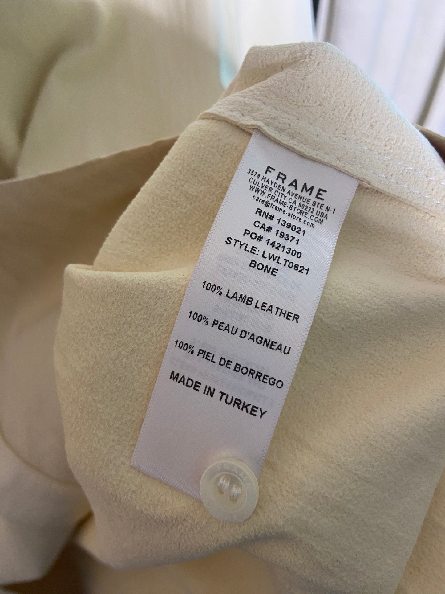 Frame Pleated Button-front Leather Shirt In Bone size M