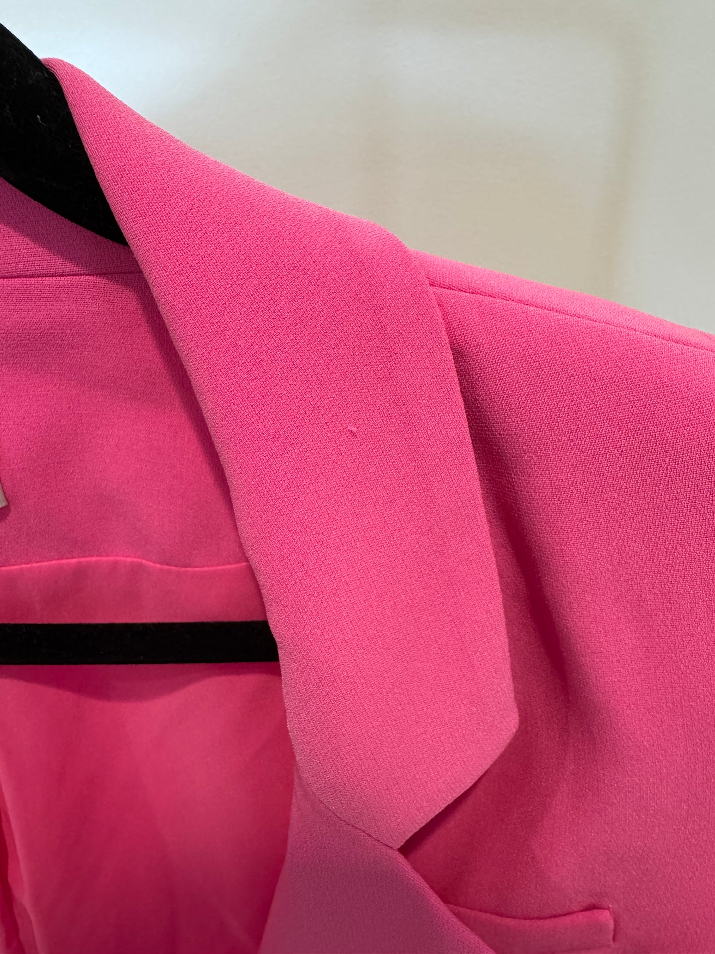 Cinq a Sept Crepe Khloe Blazer in Fuchsia with Matching Shorts size 12