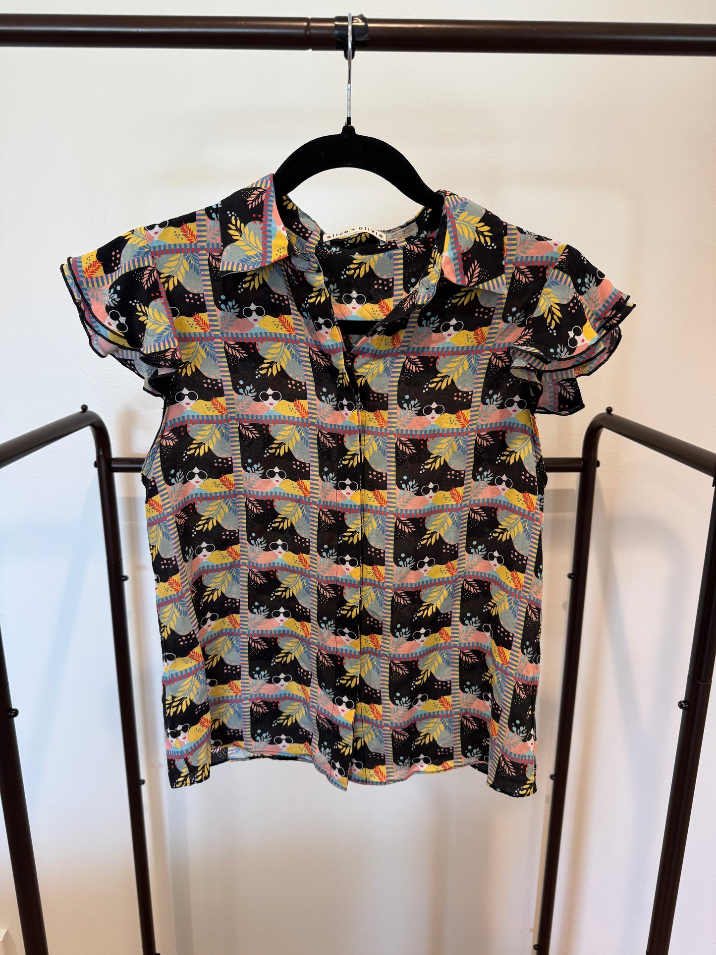 Alice and Olivia Willa Flutter Sleeve Stace Face Silk Top size XS
