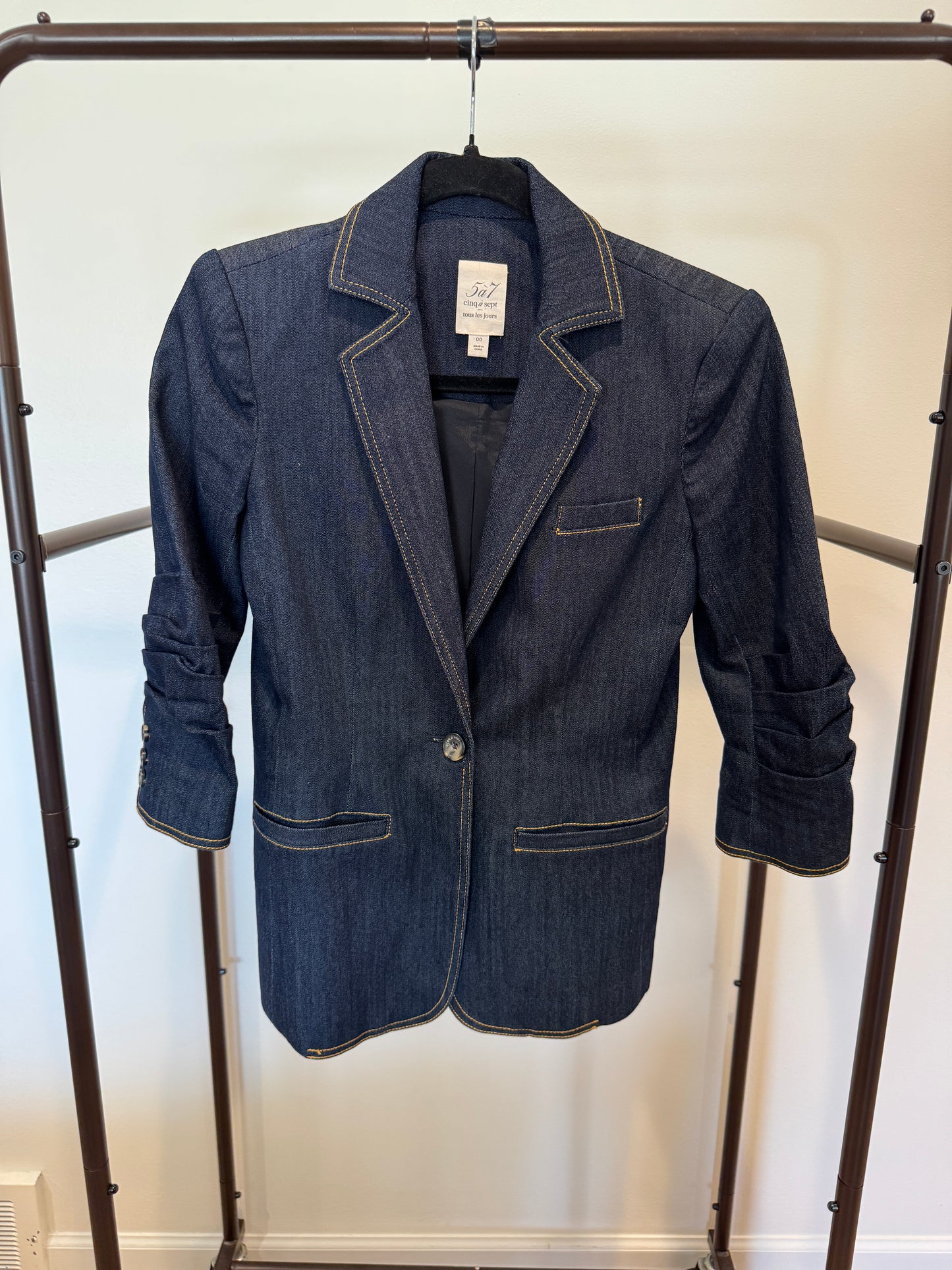 Cinq a Sept Denim Khloe Blazer in Indigo size 00