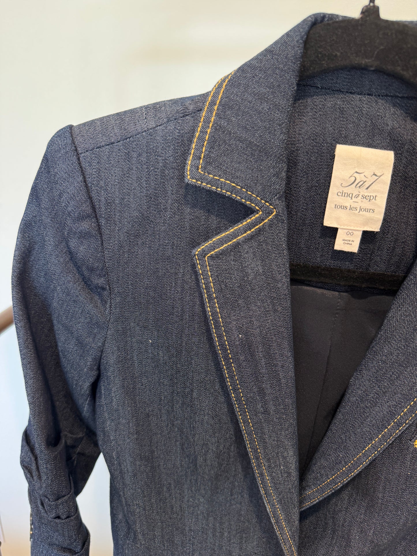Cinq a Sept Denim Khloe Blazer in Indigo size 00