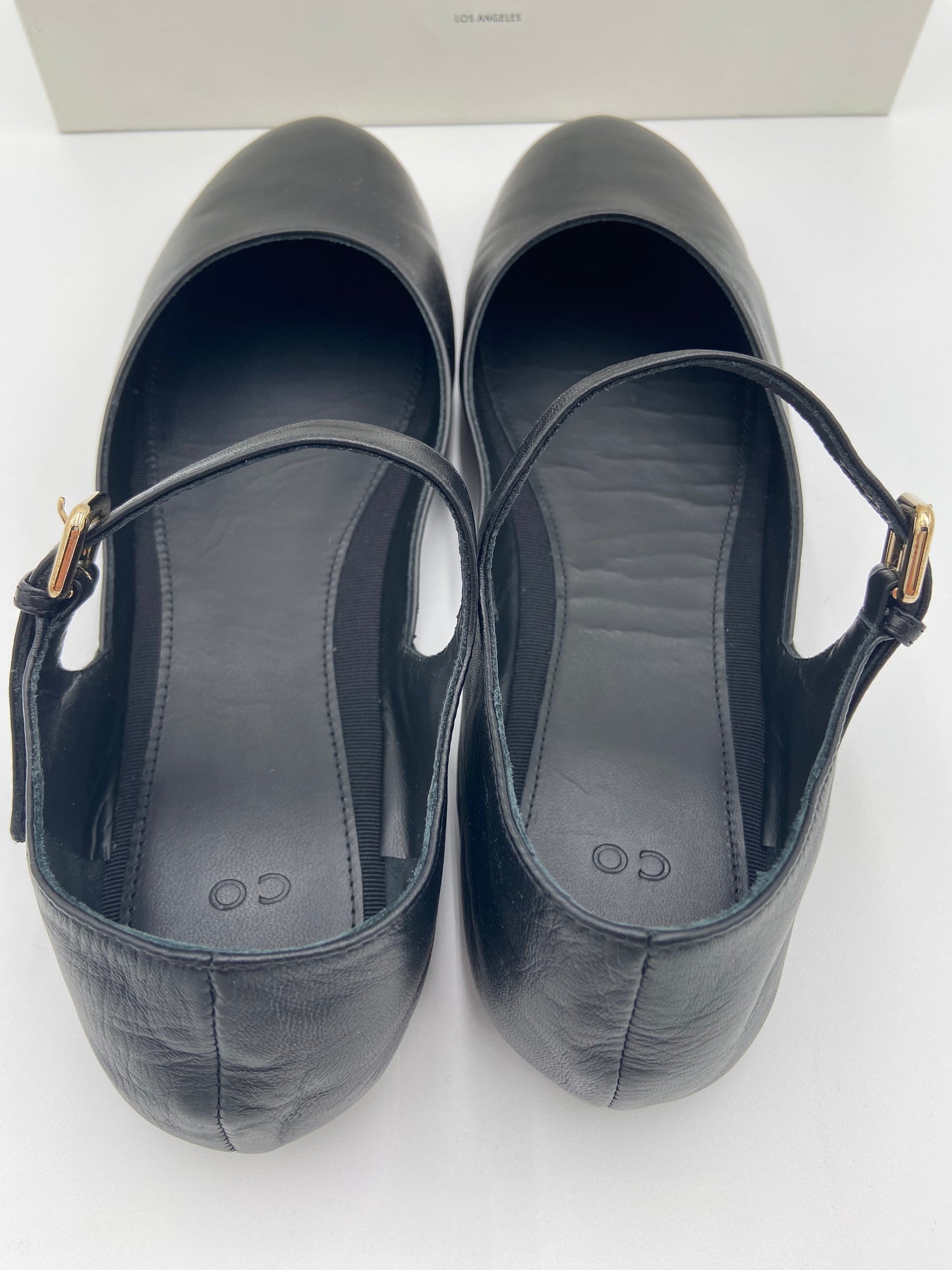 Co. Round Toe D'Orsay Flat in Black size 39.5