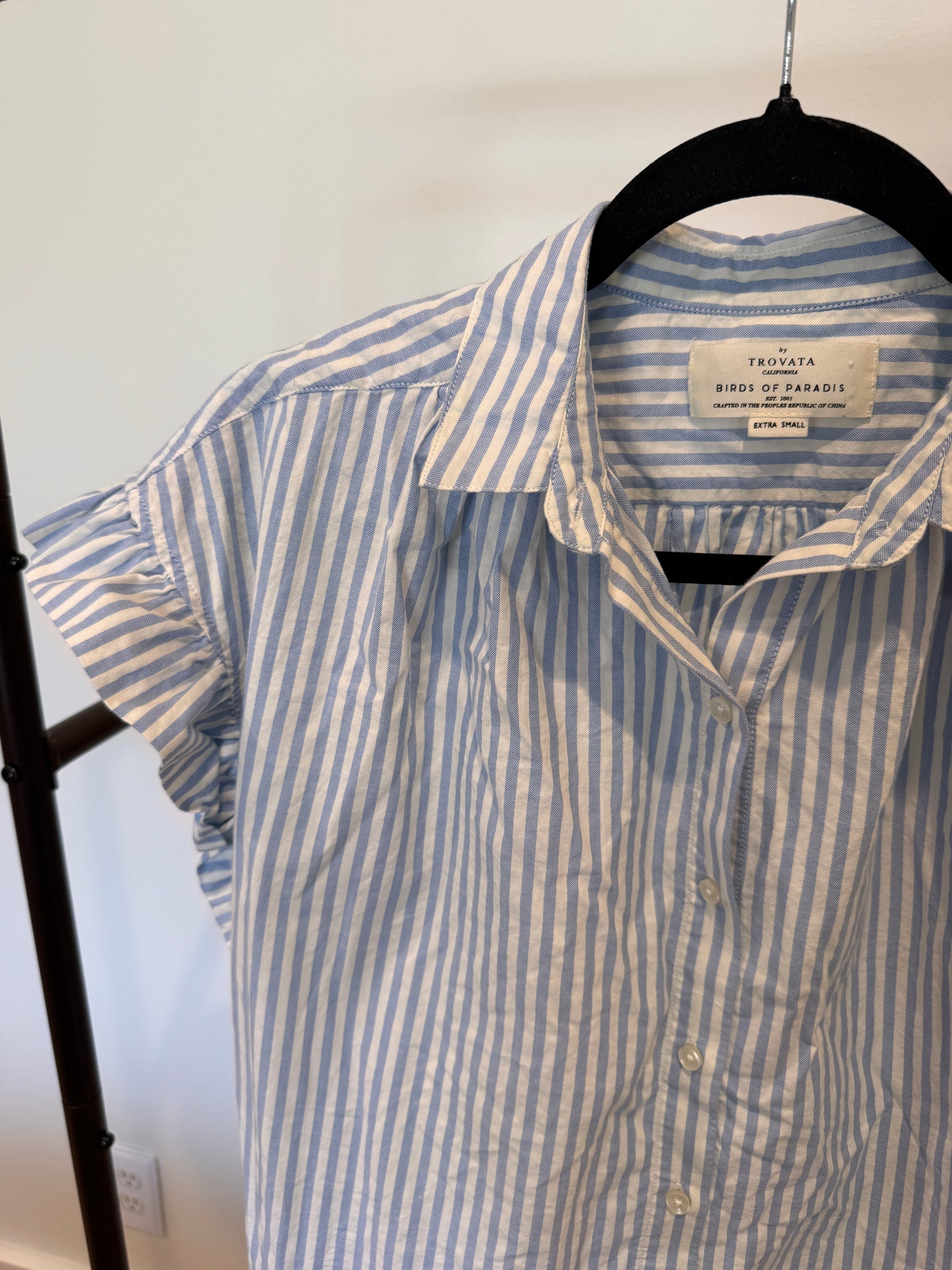 Trovata Marianne B Ruffle Sleeve Shirt size XS