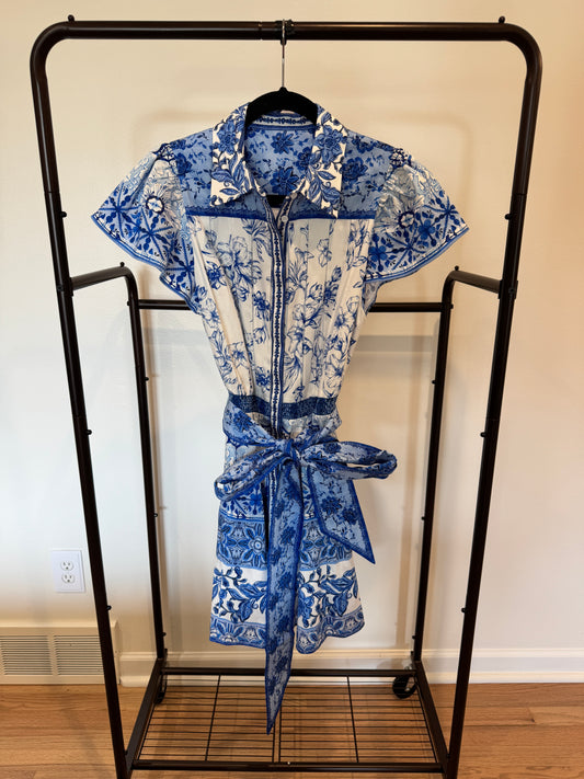 Alice and Olivia Tiffie Short Sleeve Mini Dress with Belt size 0