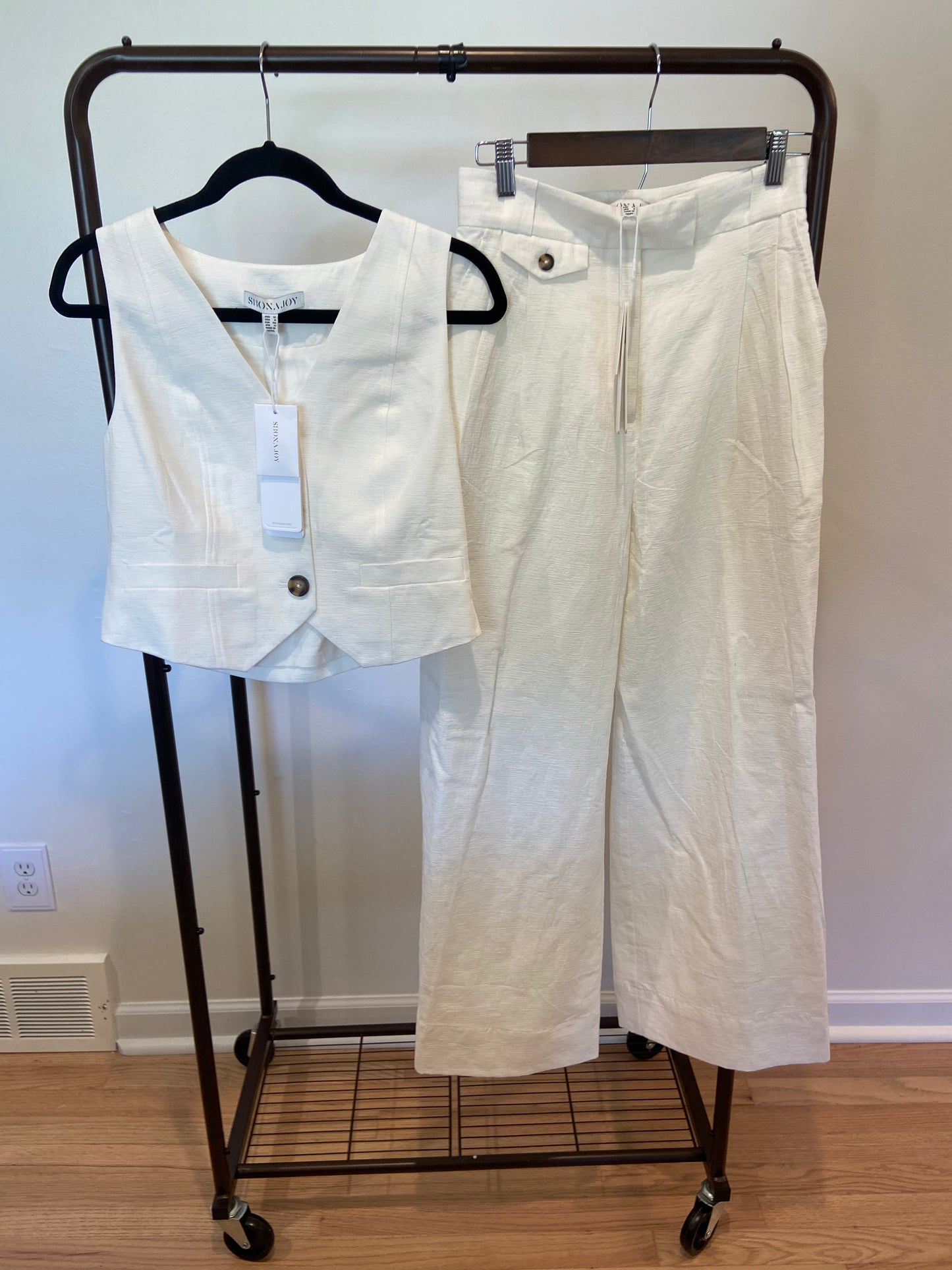 Shona Joy High Waisted tailored Pant with Fitted Vest Size 6 / 8
