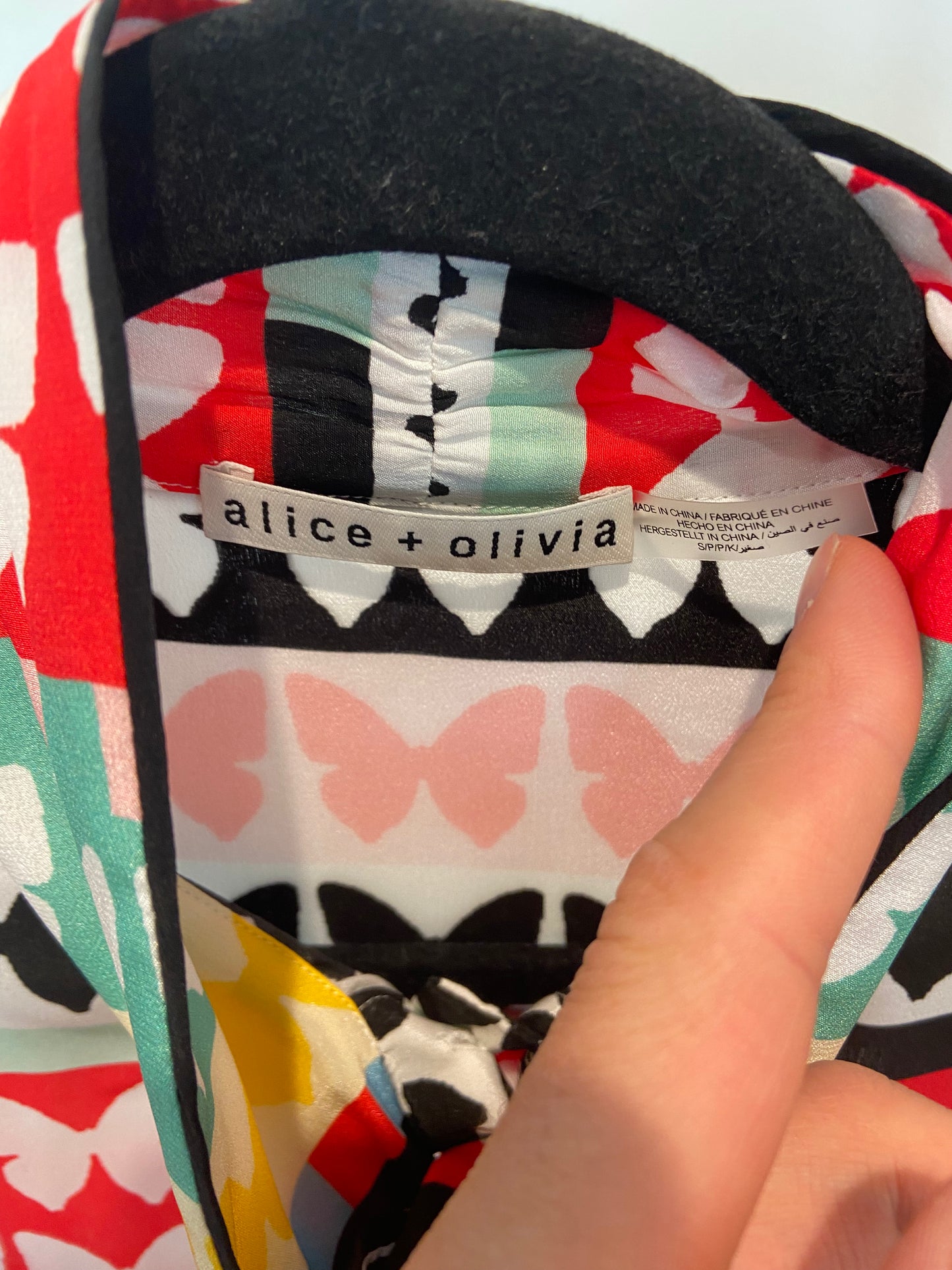 Alice + Olivia Jeannie Butterfly Print Piped Bow Silk Top size S