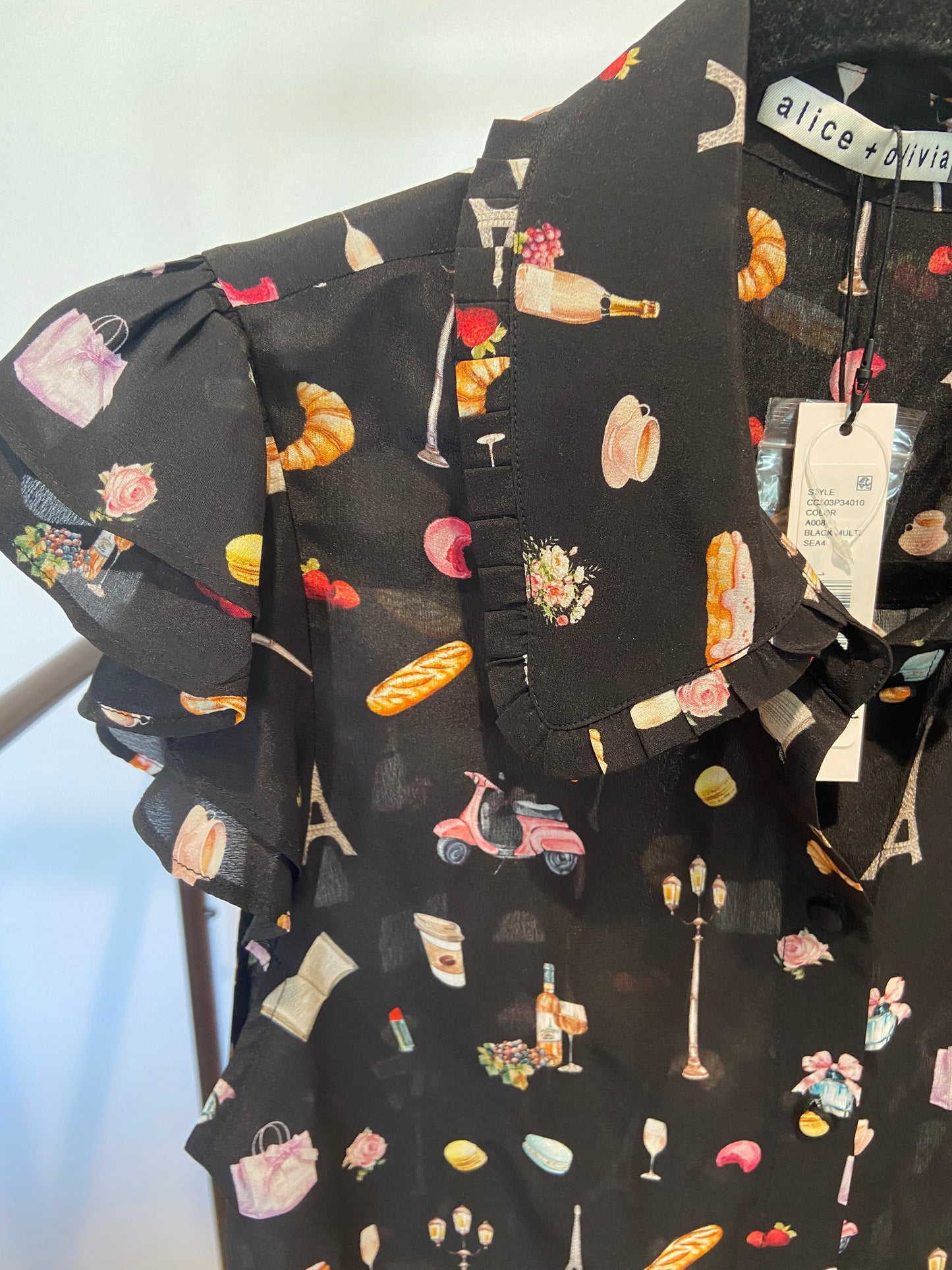 Alice + Olivia Martel Silk Blouse Paris Top size M