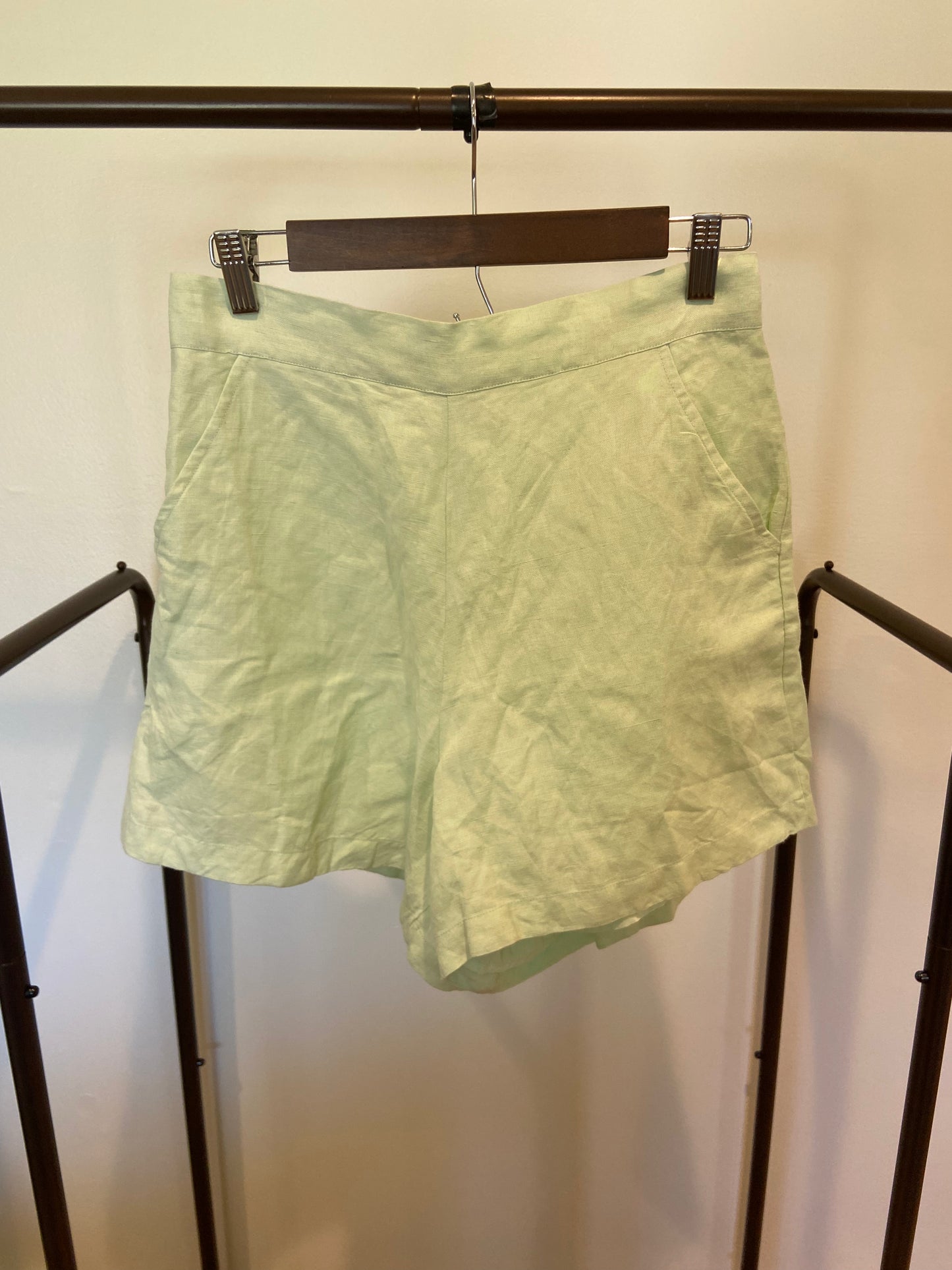 Julia Amory Blair Linen Top and Cabana Shorts in Pistachio size M