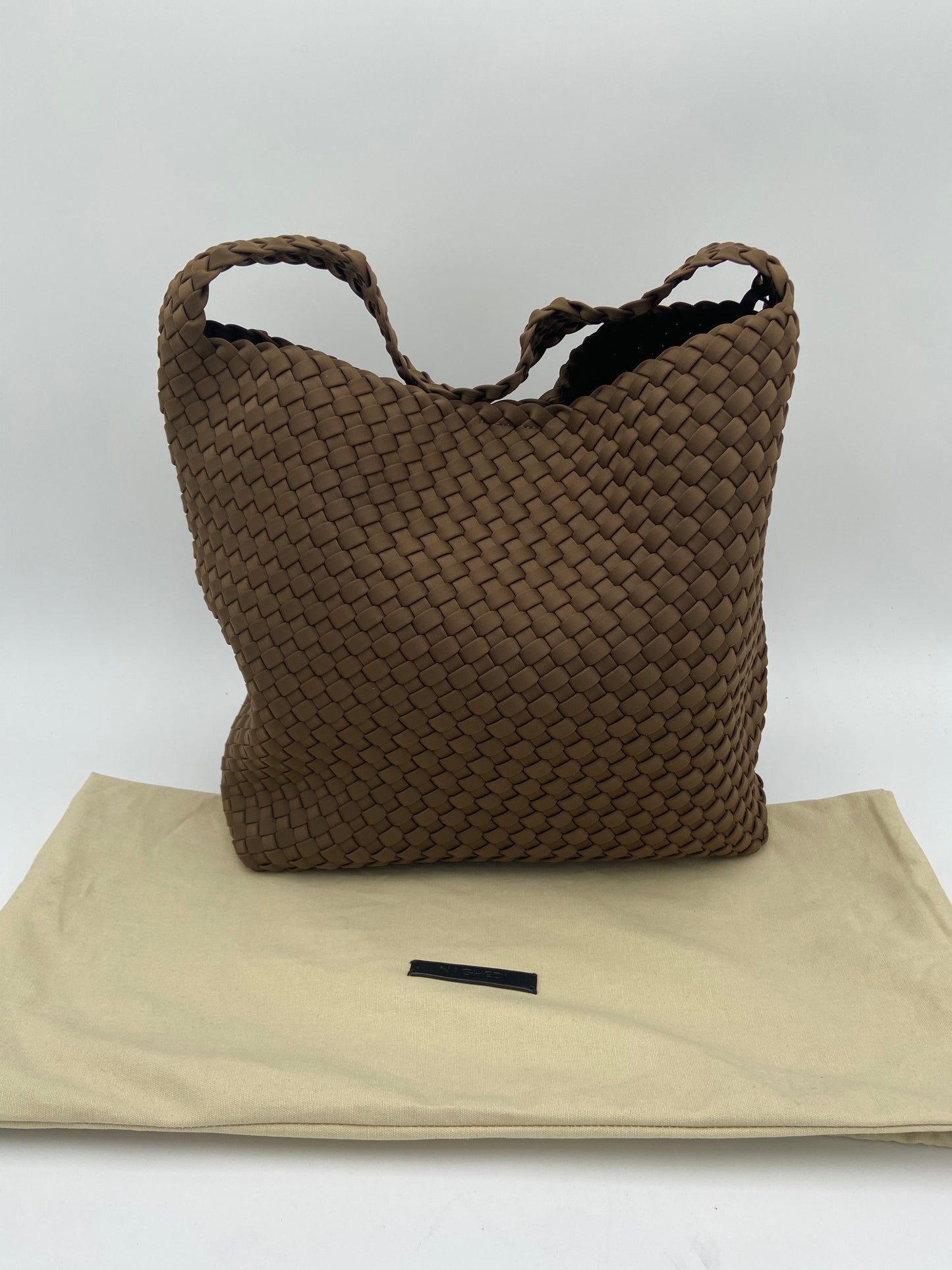 Naghedi Nomad Medium Hobo Cashmere Color